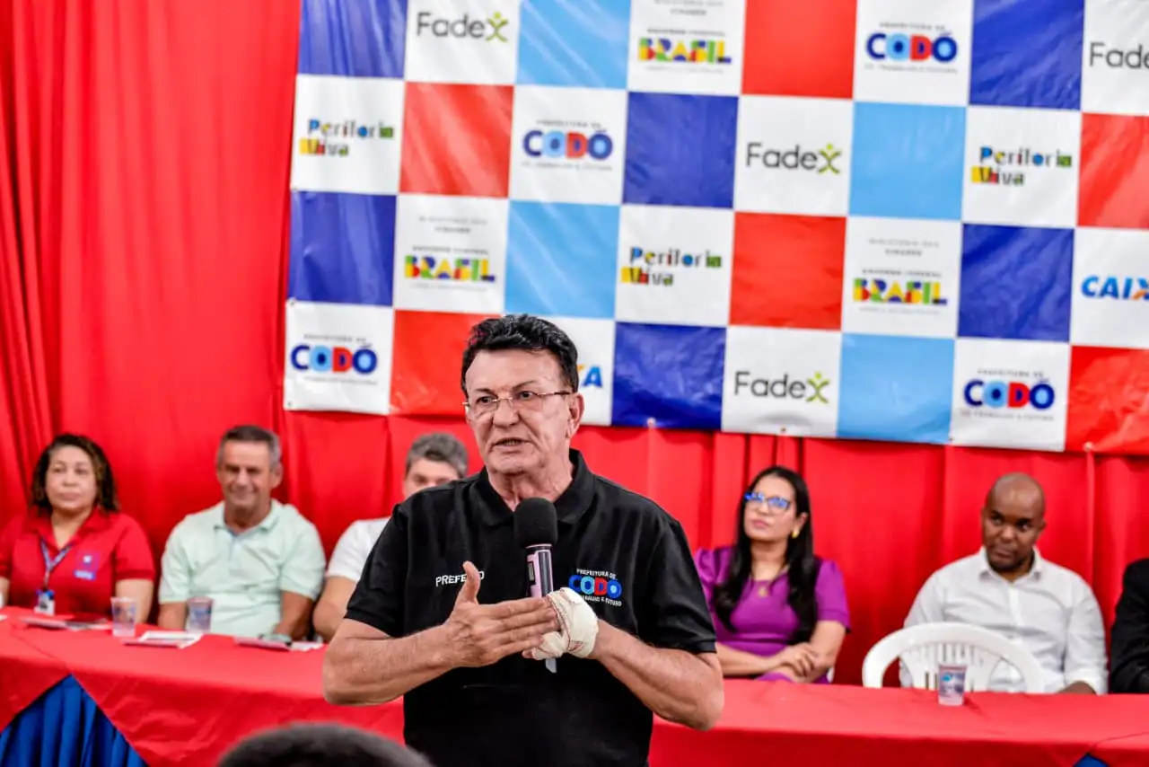 Galeria de imagens - Foto 1 da notícia: Codó dá passo histórico com início da regularização fundiária nos bairros Fomento, São Francisco e São Benedito