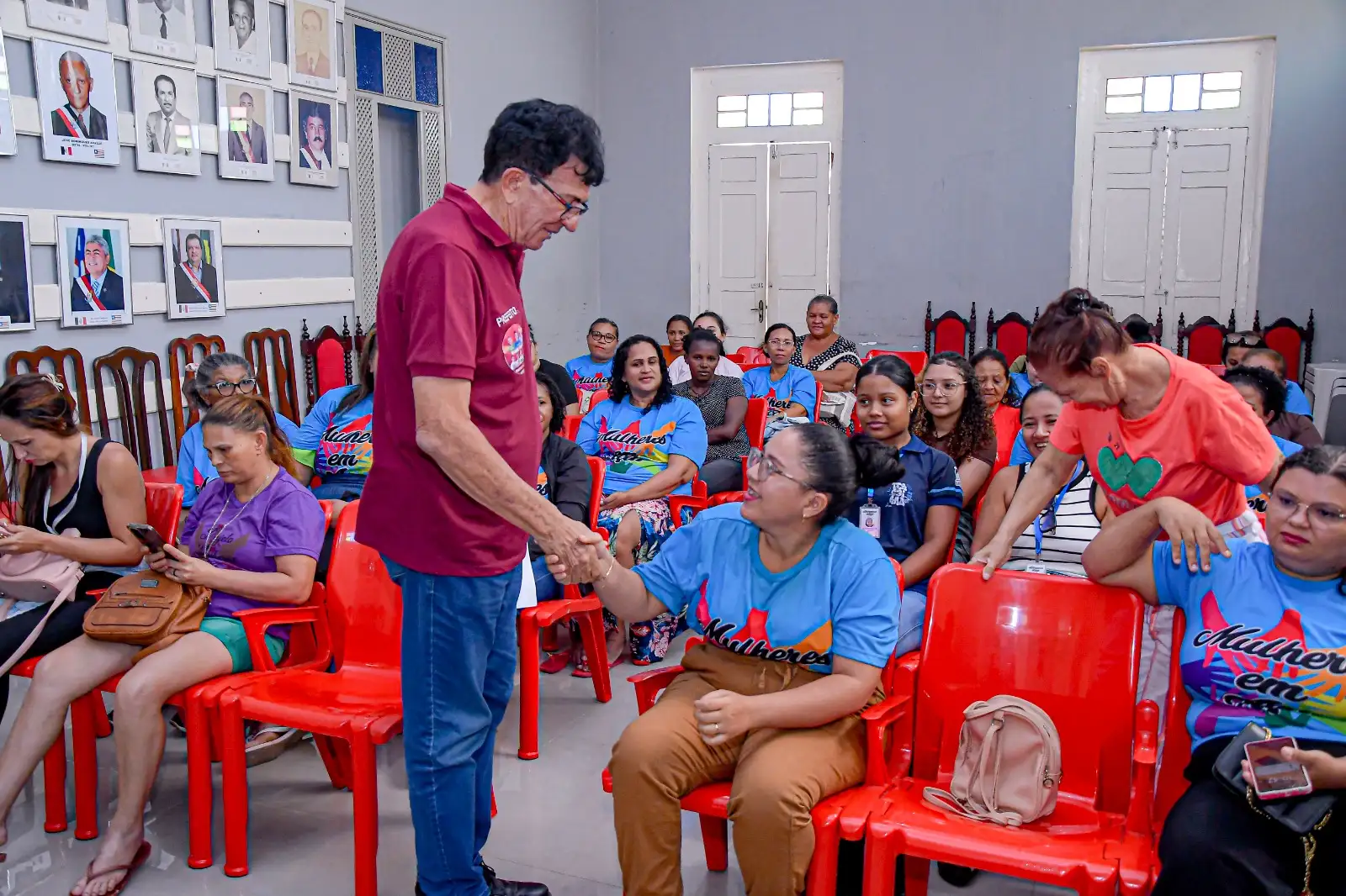 Foto 3 – Associação Mulheres em Ação recebe apoio da Prefeitura de Codó para ampliar trabalho artesanal