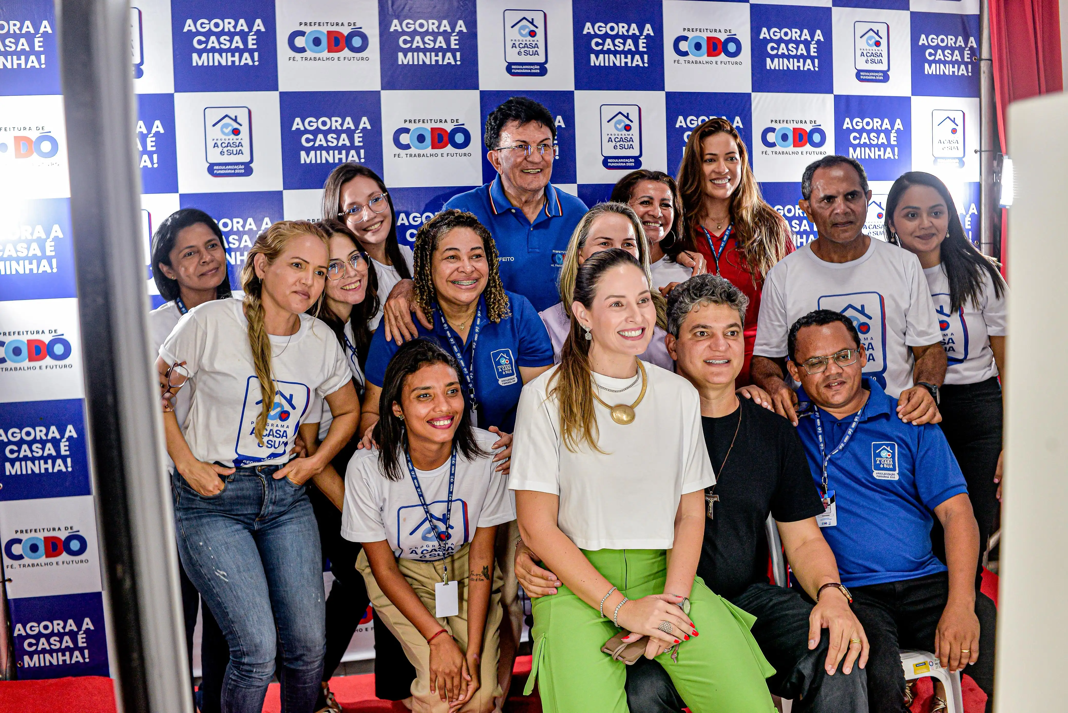 Foto 13 – Prefeitura de Codó faz nova entrega de títulos de propriedade pelo programa “A Casa é Sua”
