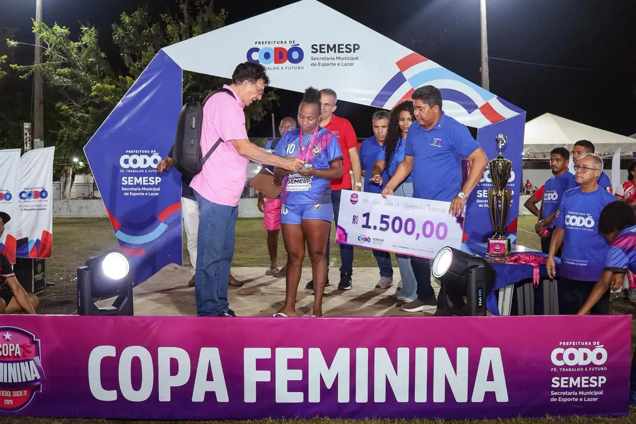 Foto 5 – Copa Feminina de Futebol Society em Codó encerra com título do Real Esporte Clube