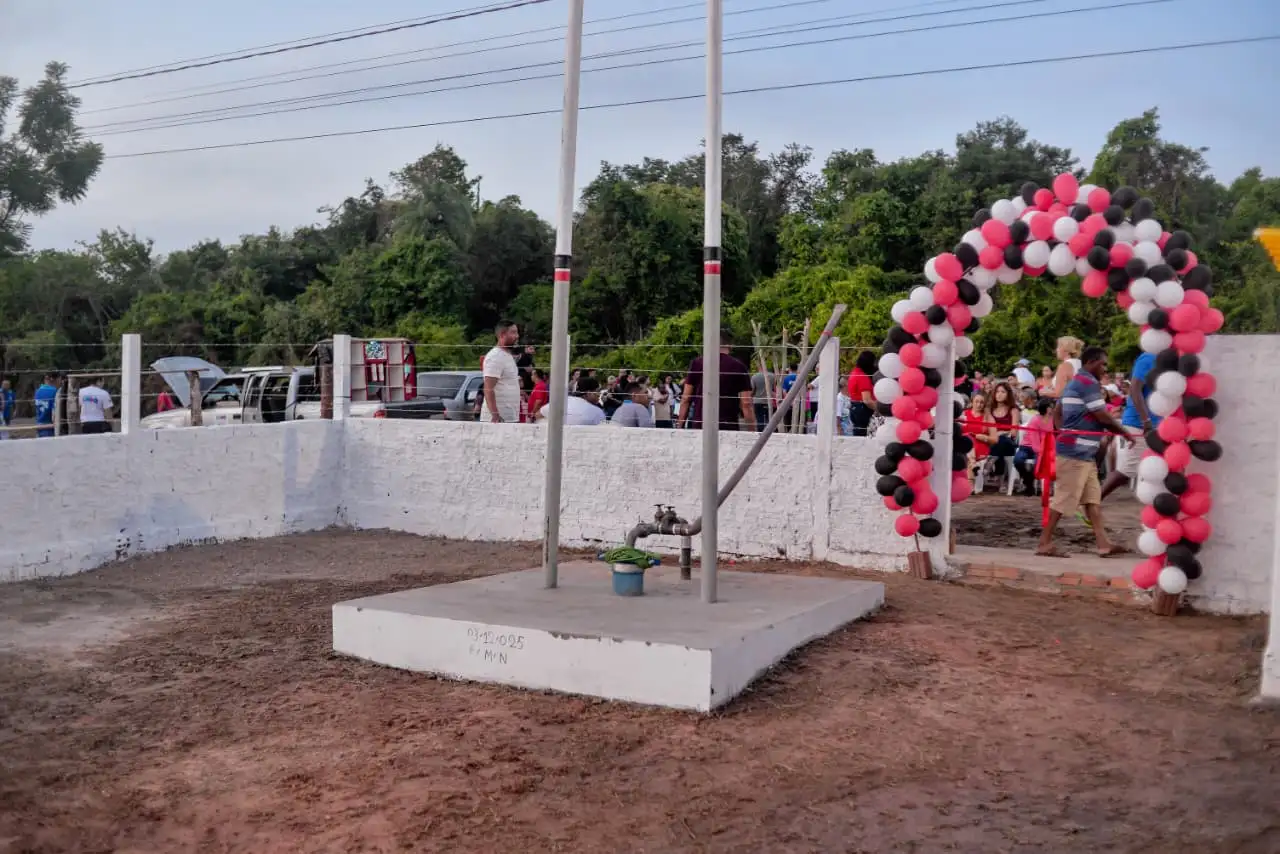 Foto 3 – Prefeitura de Codó inaugura sistema de abastecimento de água no Alto Novo e entrega ambulância ao Povoado Alegre