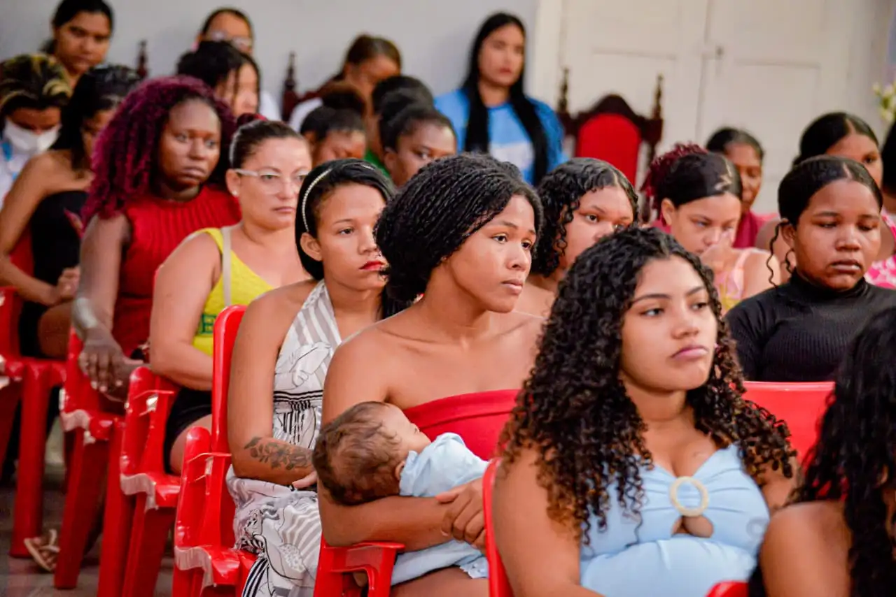 Foto 7 – Gestantes participam de oficina sobre pré-natal e cuidados com o bebê em Codó