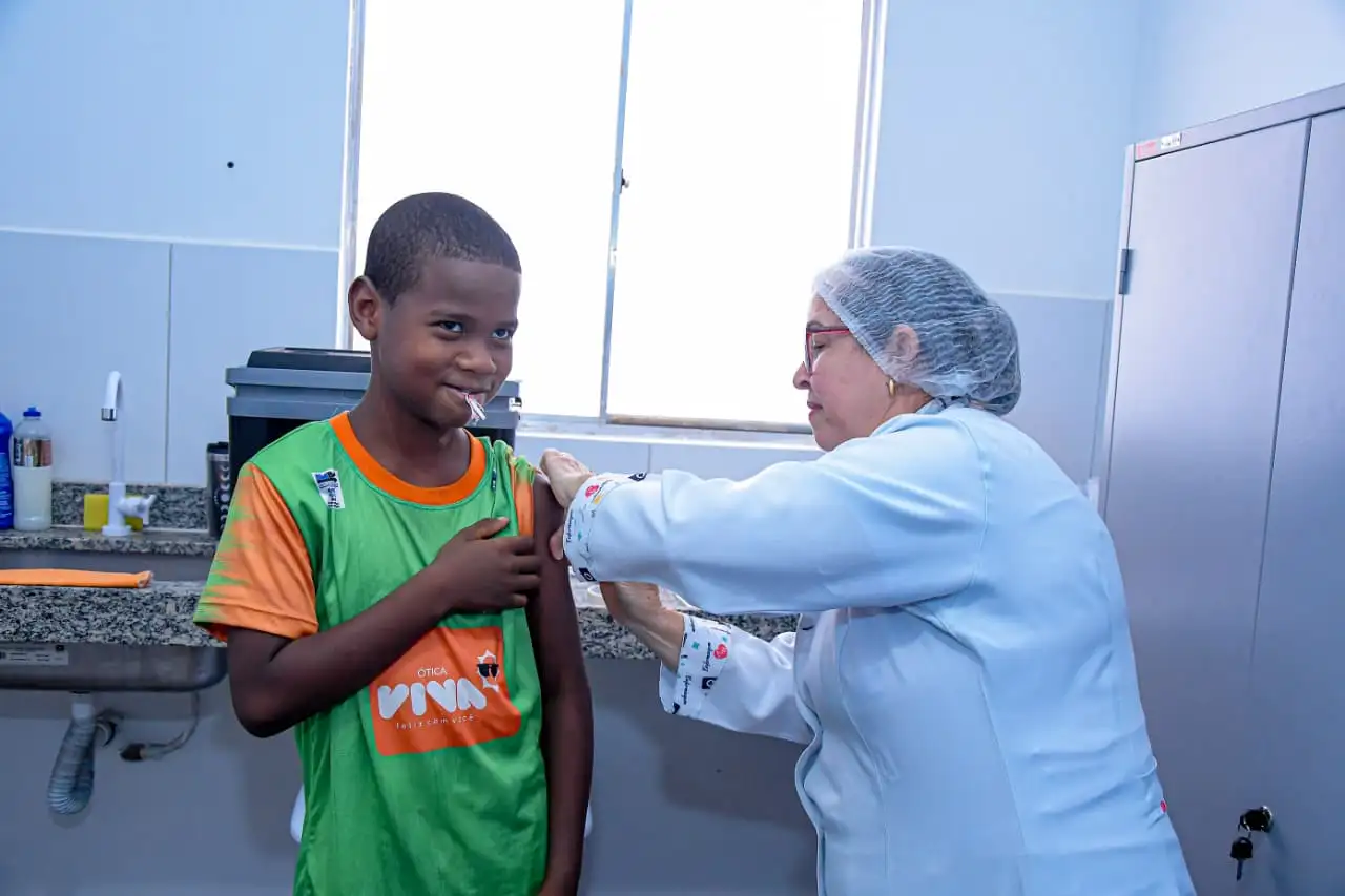 Foto 5 – Mais de 800 doses de vacinas são aplicadas durante Dia D de Multivacinação em Codó