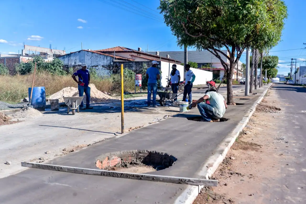 Foto 4 – Prefeitura de Codó moderniza iluminação pública da Avenida Engenheiro Paiva