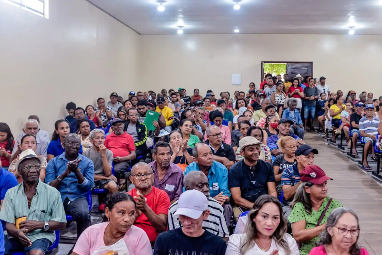 Galeria de imagens - Foto 6 da notícia: Codó dá passo histórico com início da regularização fundiária nos bairros Fomento, São Francisco e São Benedito