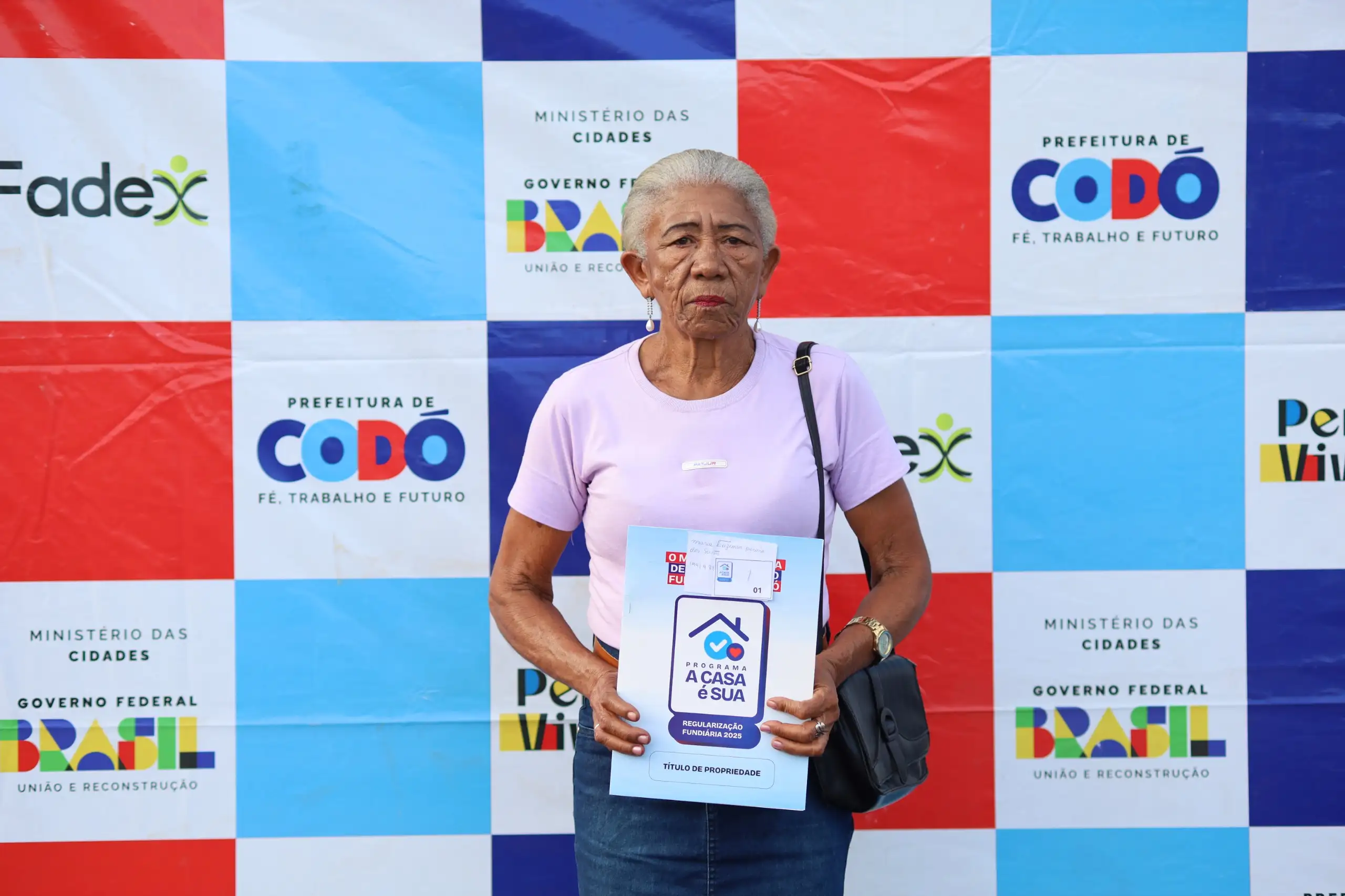 Foto 9 – Programa “A Casa é Sua” avança em Codó com nova etapa de entrega de 700 títulos de propriedade