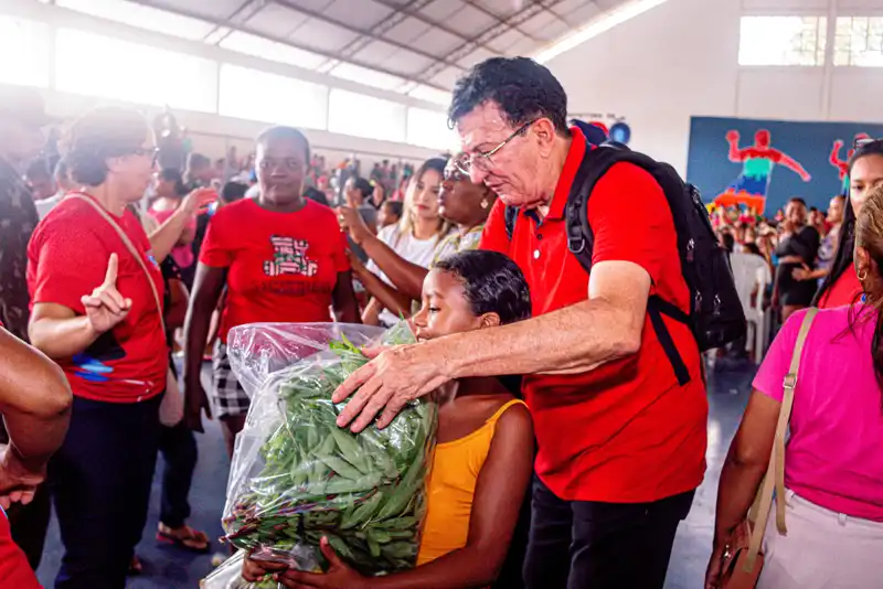 Foto 12 – Prefeitura de Codó inicia programação de aniversário de 129 anos do município com entrega de mil cestas verdes