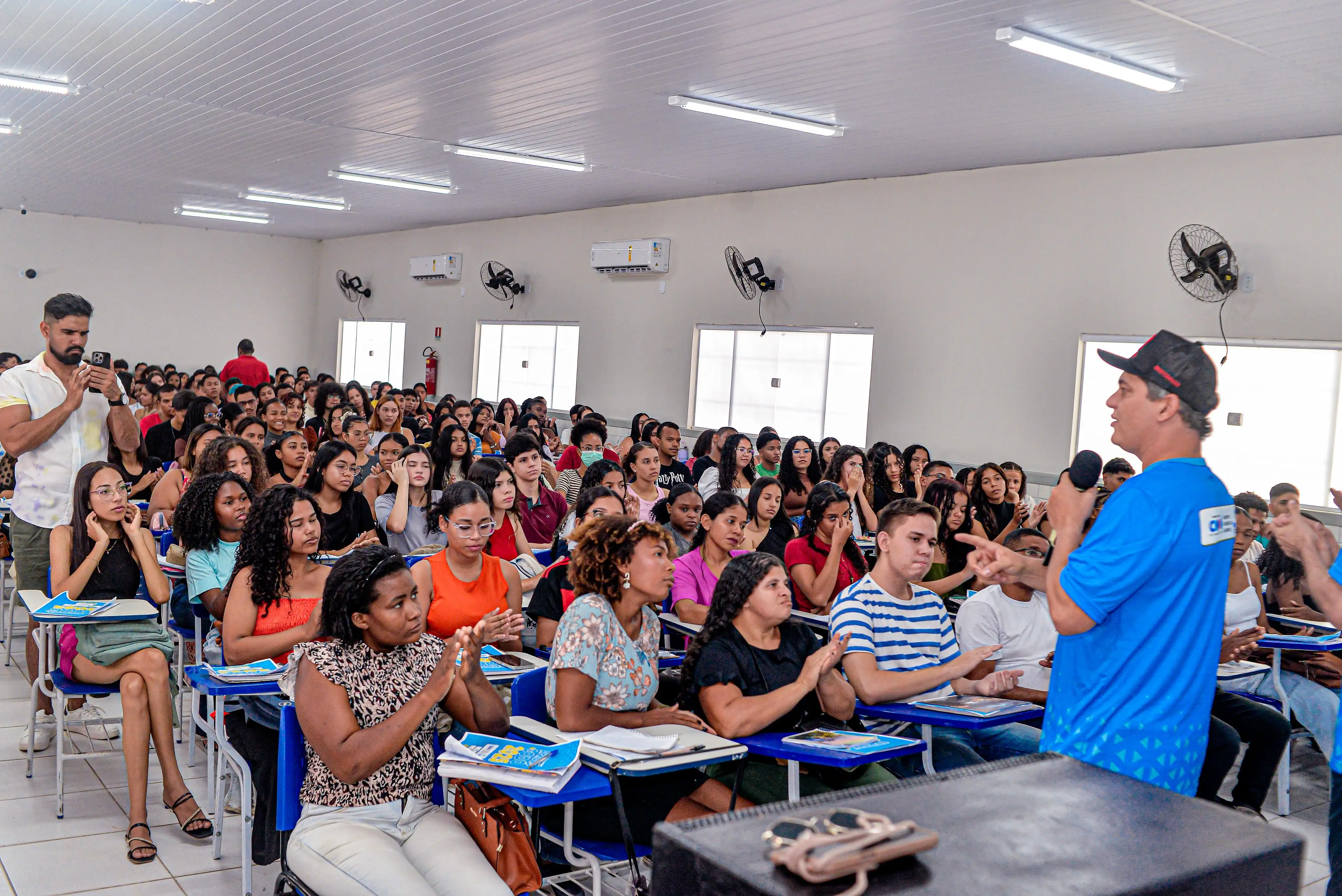 Foto 13 – Alunos do Ensino Médio participam de aulão preparatório para o ENEM em Codó