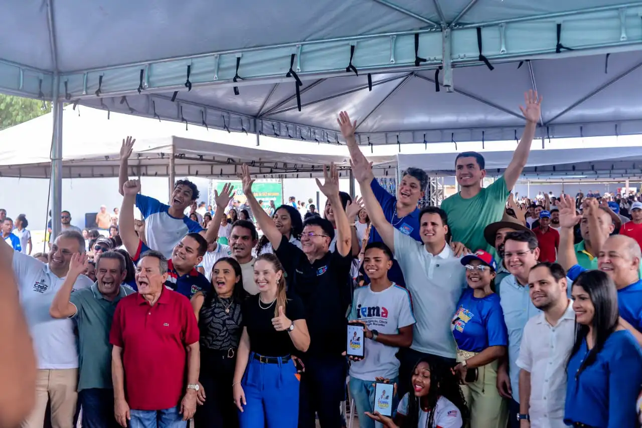 Foto 10 – Estudantes codoenses recebem mais de 4 mil tablets do programa “Tô Conectado” no Festival Conecta Codó