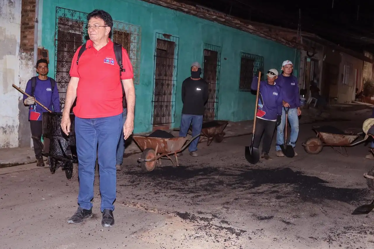 Galeria de imagens - Foto 4 da notícia: Prefeitura de Codó intensifica Operação Tapa-Buracos para recuperação de ruas do município