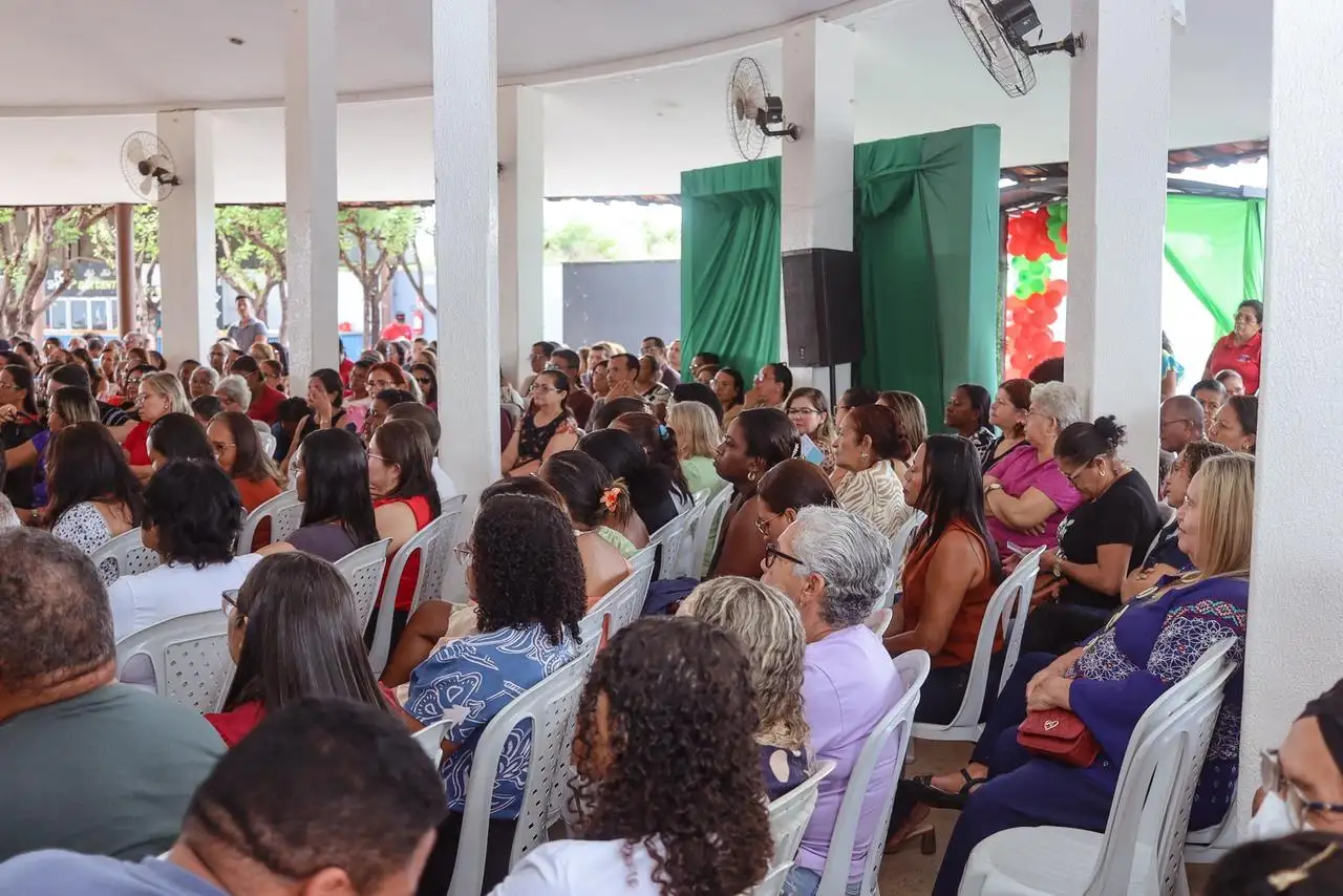 Foto 6 – Gestão Chiquinho FC realiza pagamento de quase R$ 7 milhões em indenização de licença-prêmio a professores de Codó