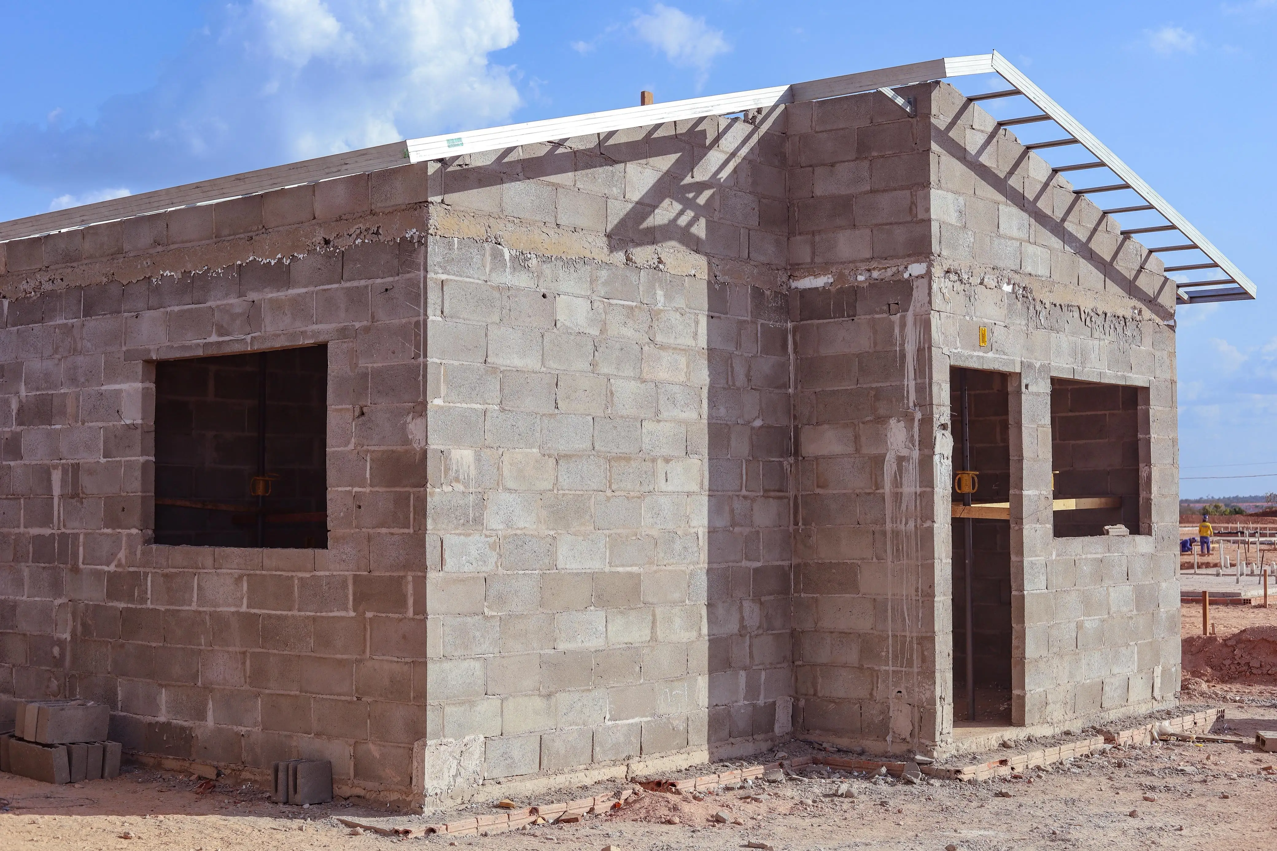Galeria de imagens - Foto 3 da notícia: Prefeitura de Codó avança na construção de casas do Residencial Monte Belo