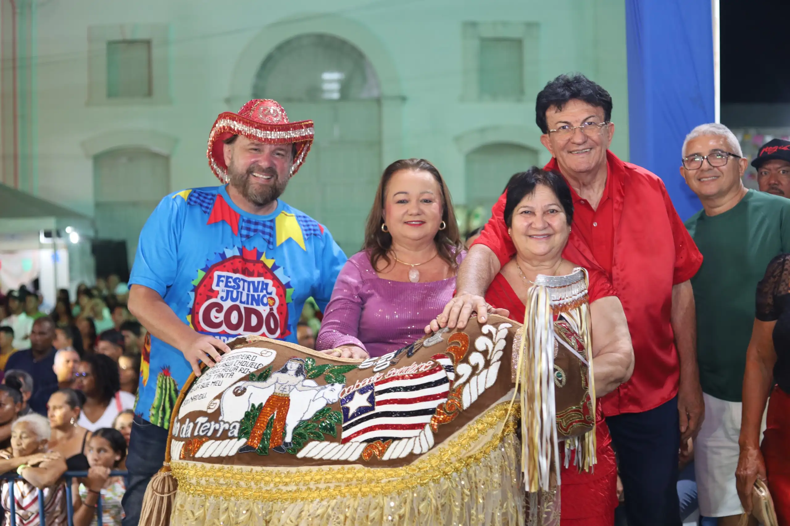 Galeria de imagens - Foto 12 da notícia: Encerramento do Festival Julino reúne milhares de pessoas em Codó