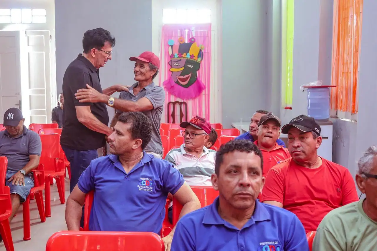 Foto 7 – Educação em Foco: Prefeitura de Codó anuncia reajuste salarial para professores e motoristas do transporte escolar