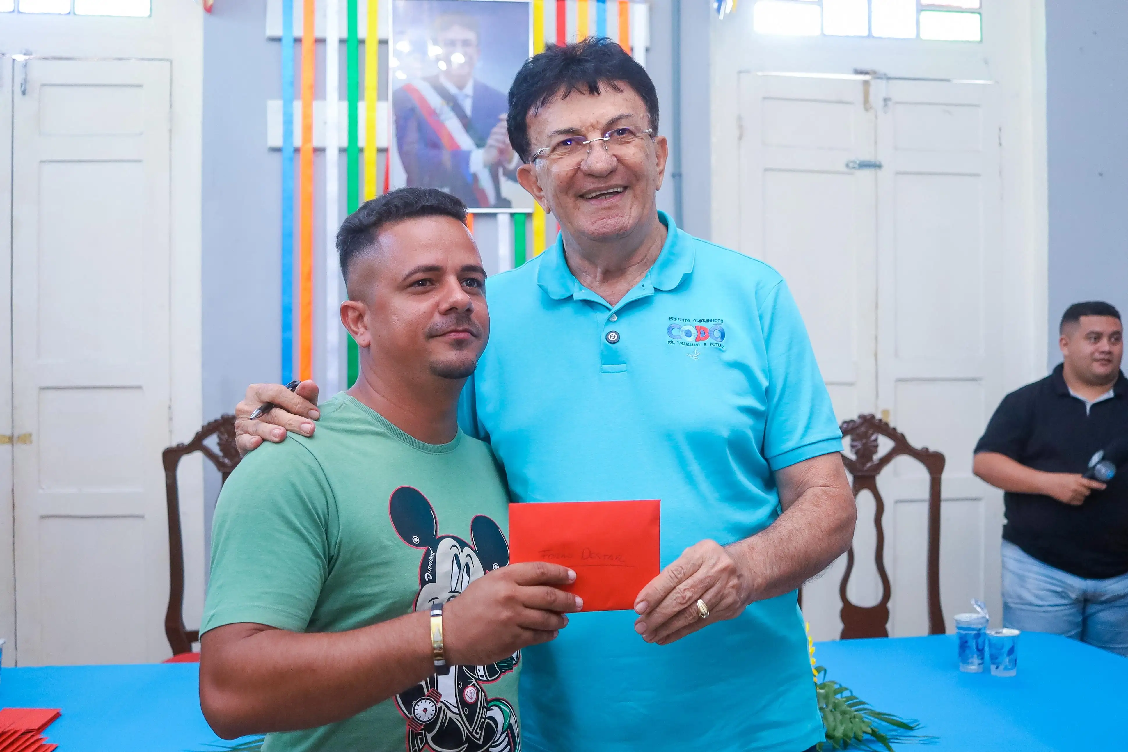 Foto 7 – Prefeitura de Codó entrega incentivo financeiro para bandas e arraiais do município