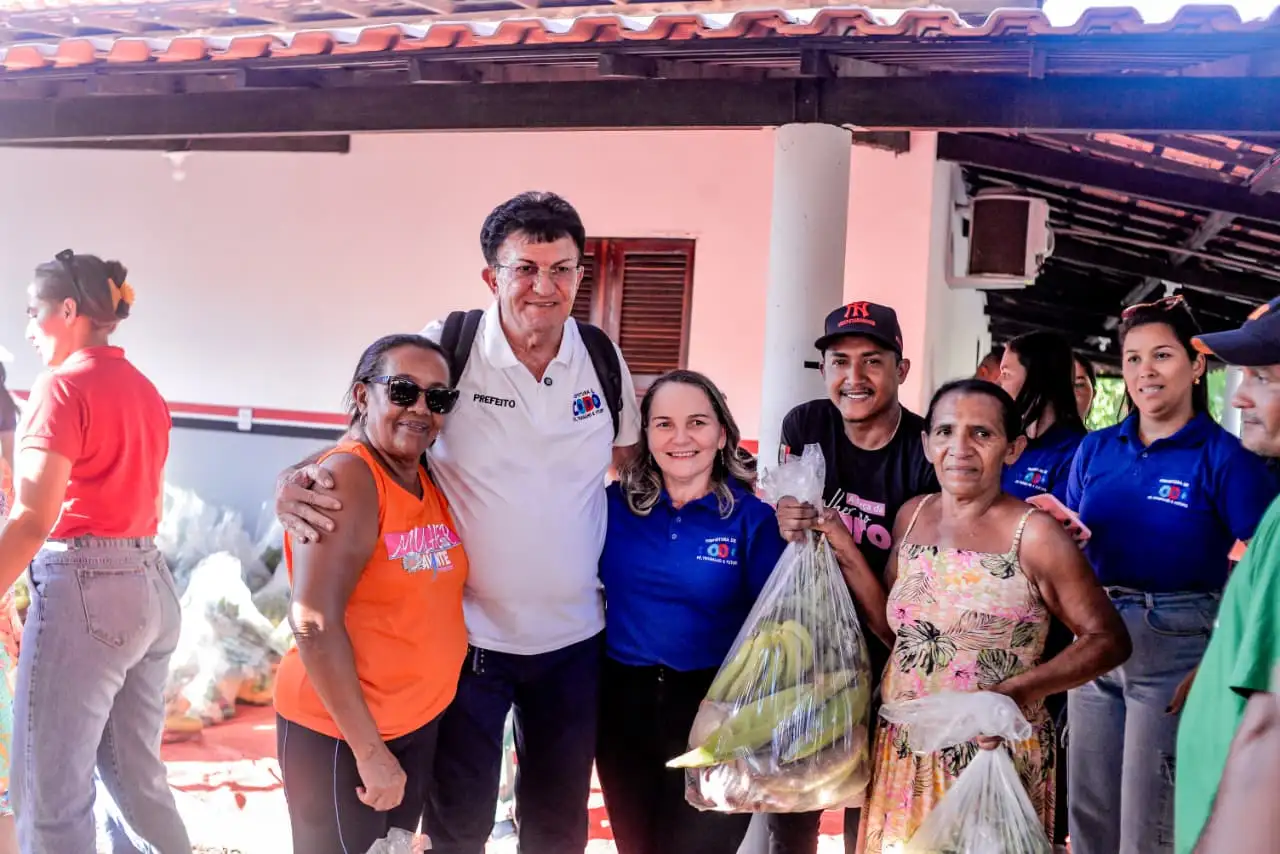 Foto 6 – Prefeitura de Codó realiza entrega de Cestas Verdes à famílias do KM 17