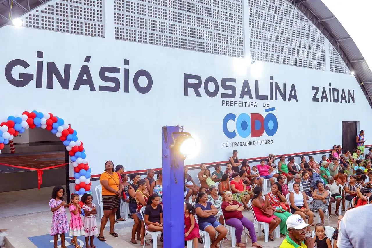 Galeria de imagens - Foto 16 da notícia: Prefeitura de Codó inaugura Ginásio Poliesportivo Rosalina Zaidan fortalecendo a educação, esporte e comunidade