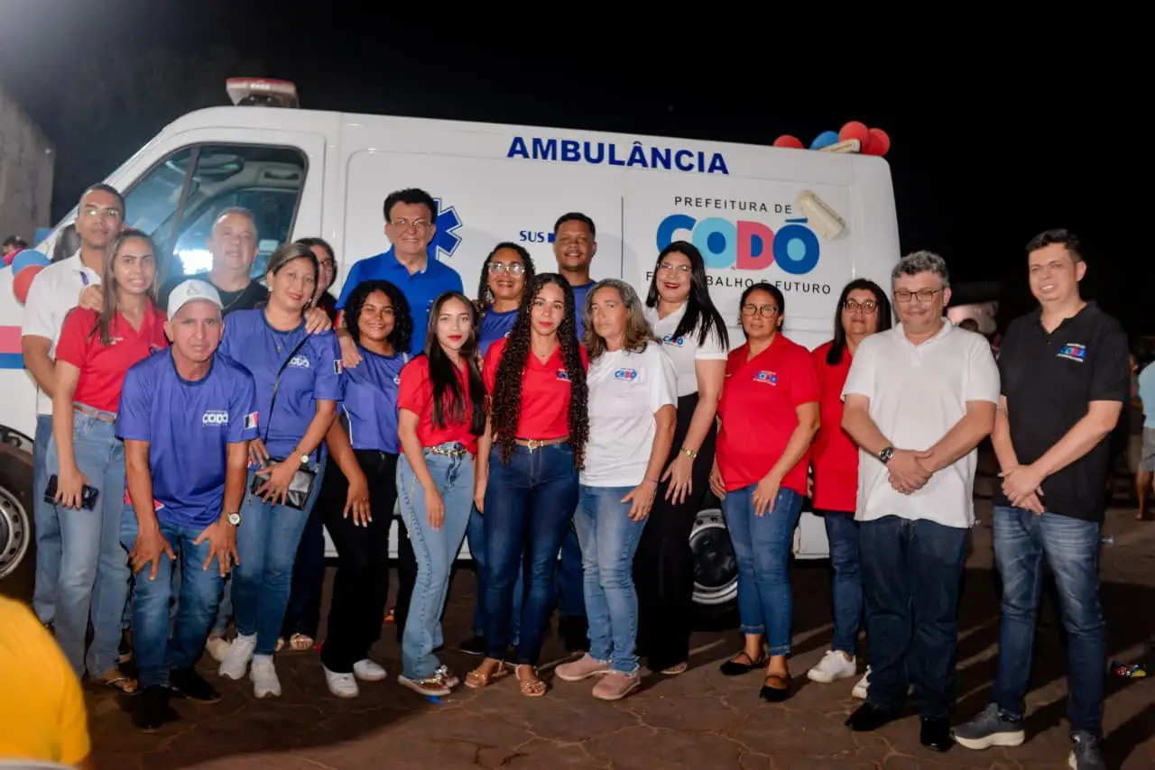 Foto 8 – Prefeitura de Codó inaugura sistema de abastecimento de água no Alto Novo e entrega ambulância ao Povoado Alegre