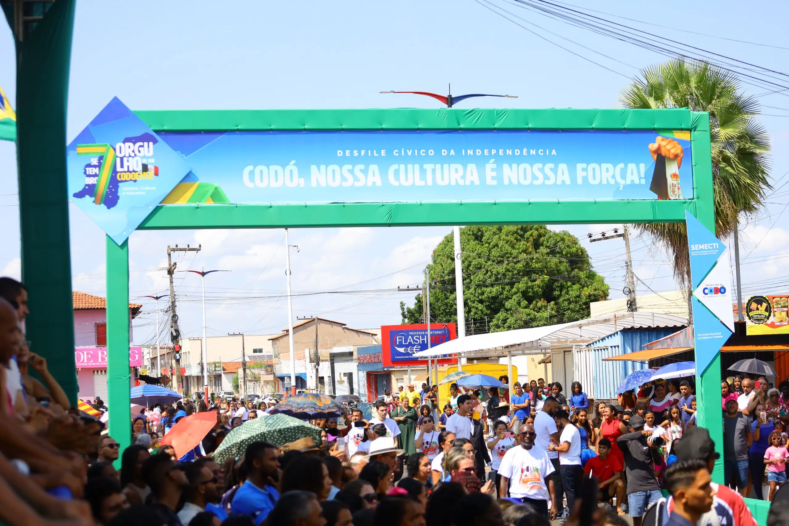 Foto 1 – Tradicional Desfile Cívico de 7 de Setembro celebra Independência, Cultura e Identidade em Codó