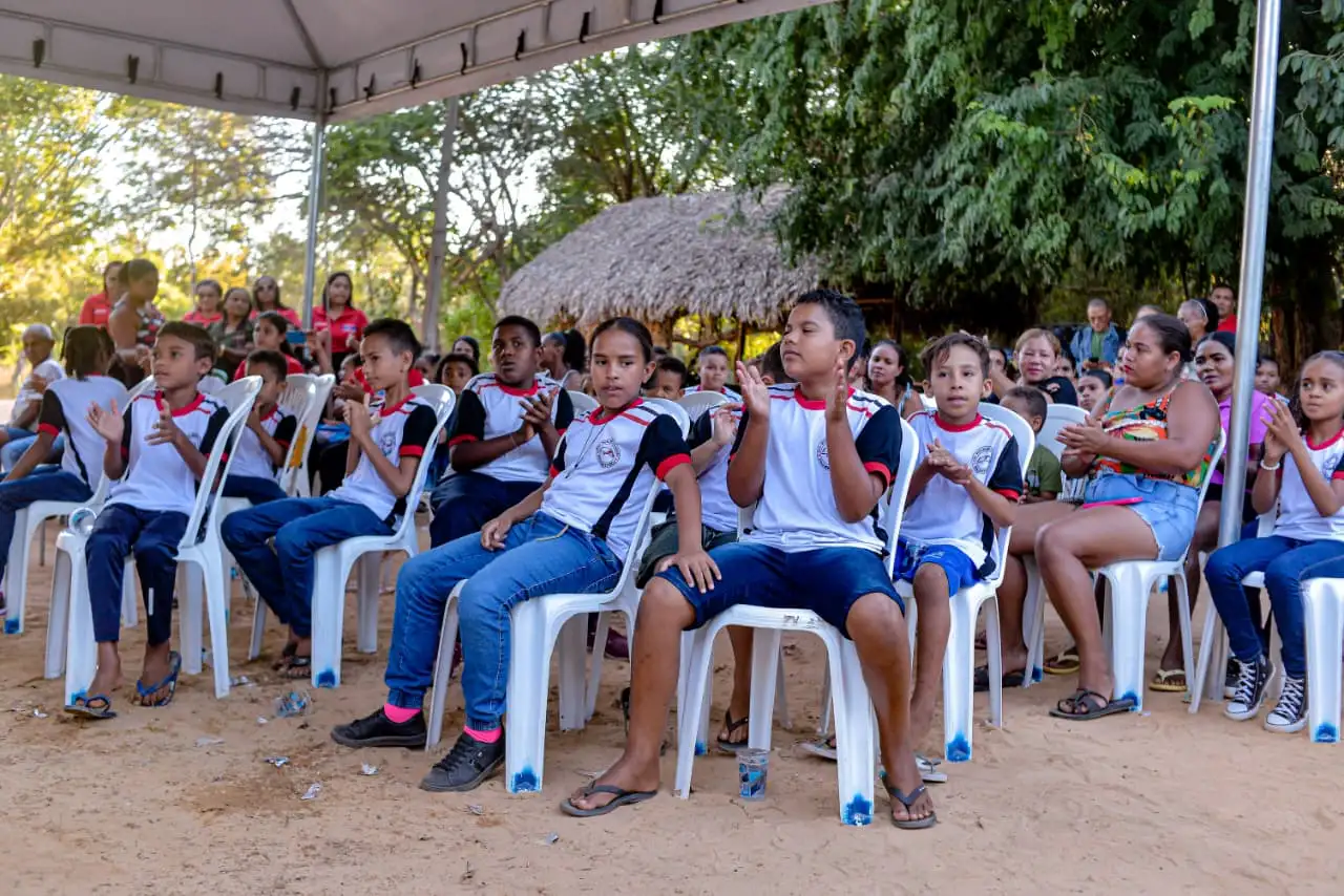 Galeria de imagens - Foto 9 da notícia: Reinauguração da Escola Moisés Alves dos Reis marca novo capítulo da educação na Zona Rural de Codó