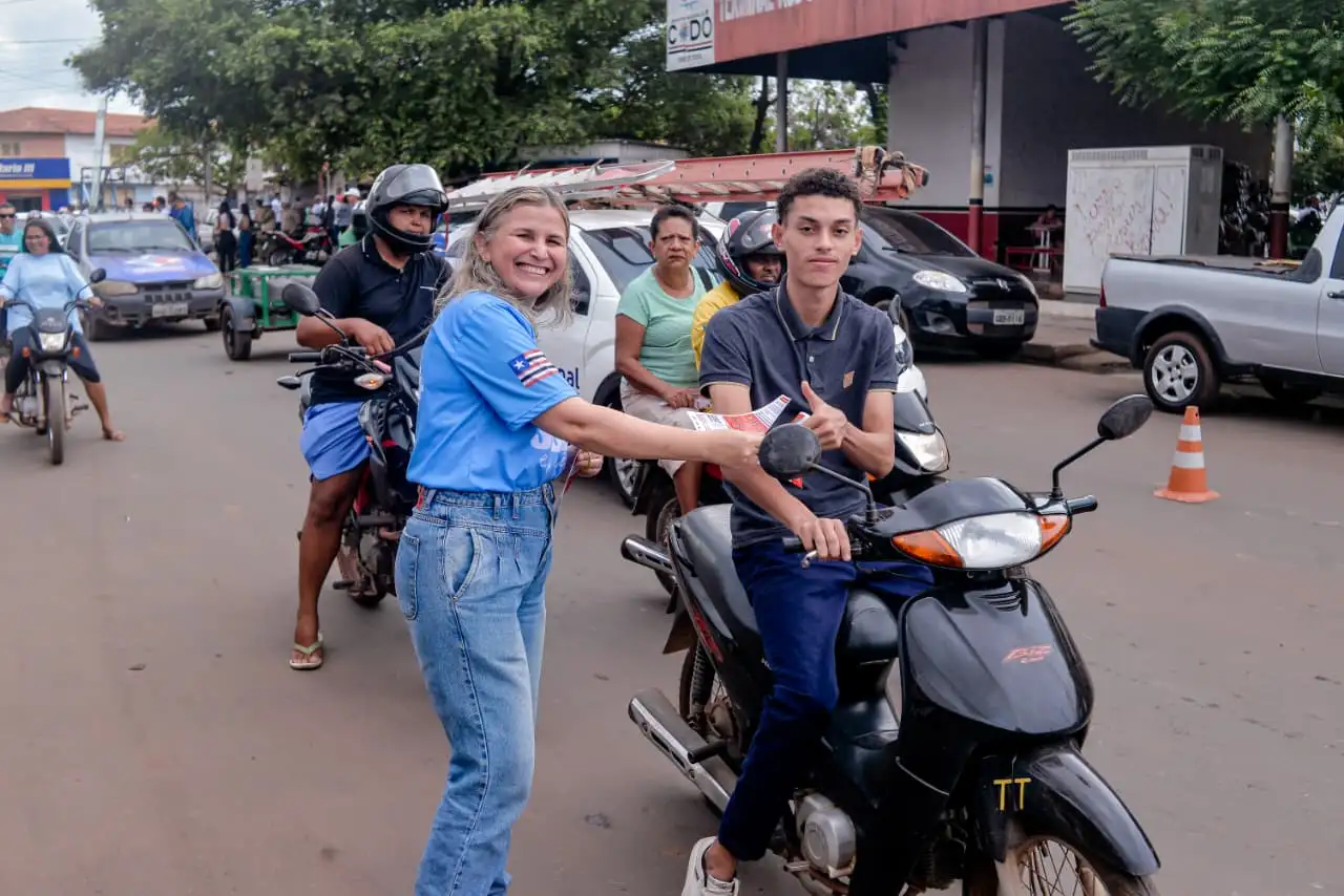 Foto 1 – Codó intensifica ações de prevenção e realiza blitz educativa contra o Aedes aegypti no bairro Santo Antônio