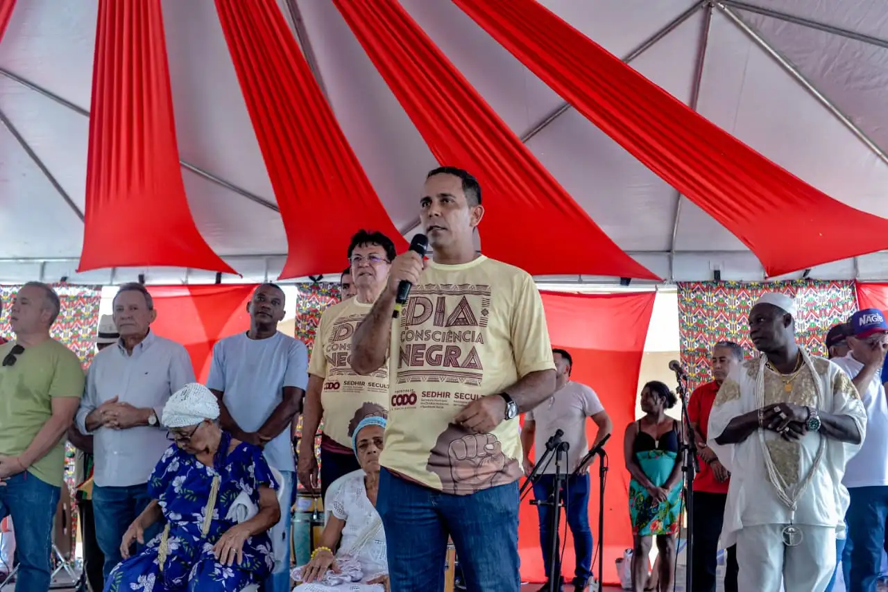 Foto 16 – Codó celebra Dia da Consciência Negra com cortejo cultural e apresentações artísticas