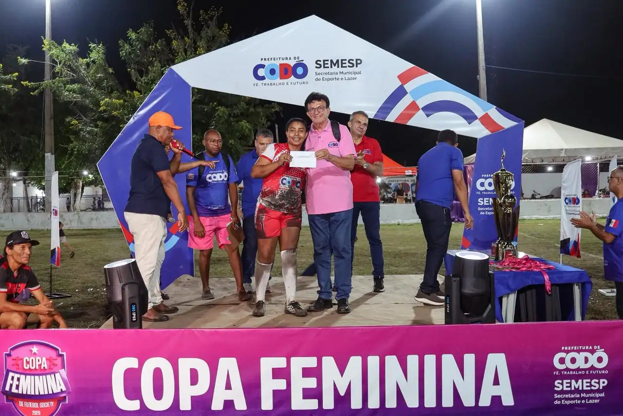 Foto 6 – Copa Feminina de Futebol Society em Codó encerra com título do Real Esporte Clube