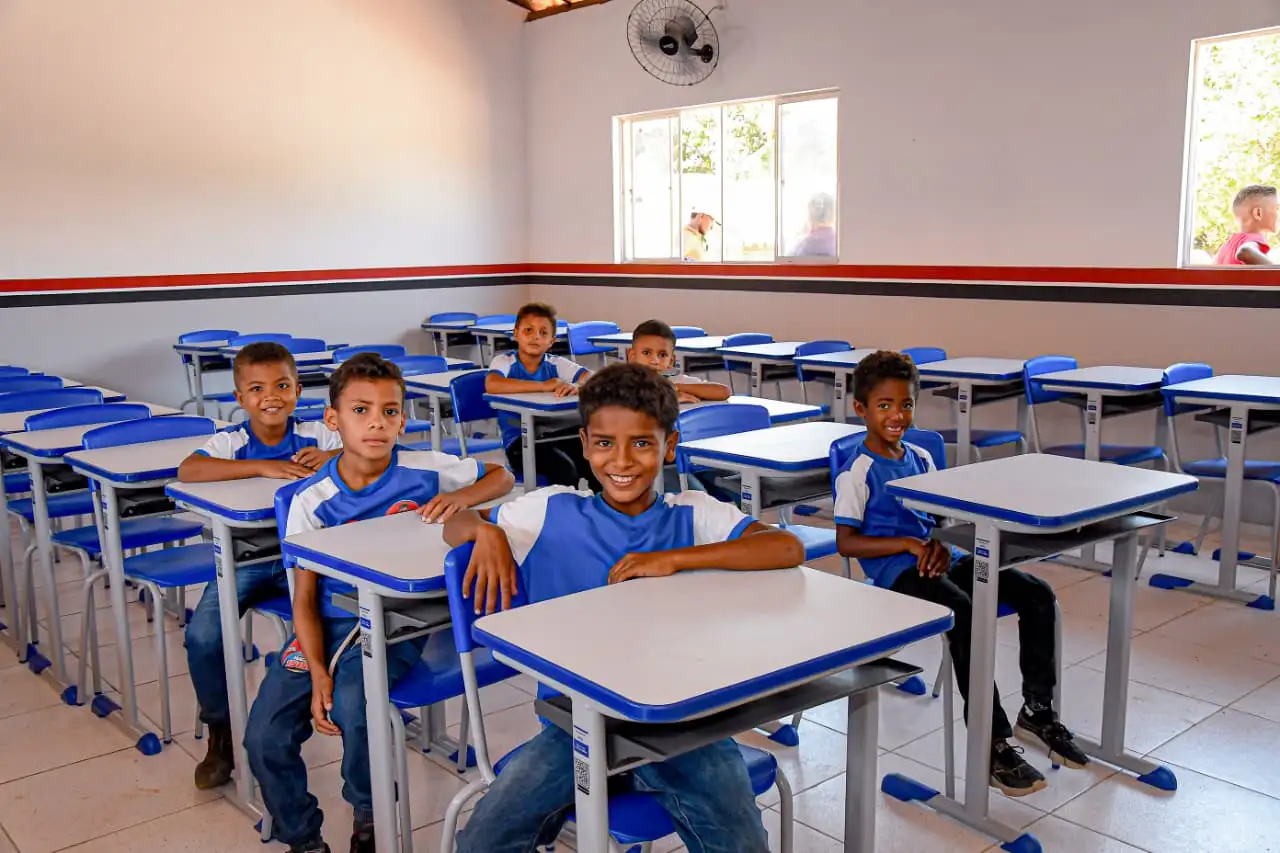 Foto 18 – Prefeitura de Codó entrega Escola Santa Lúcia completamente reestruturada à comunidade de Cacimba de Areia, na zona rural do município