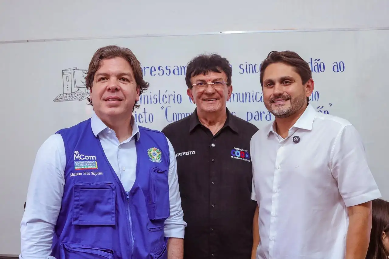 Galeria de imagens - Foto 5 da notícia: Ministério das Comunicações reforça inclusão digital em Codó com entregas que promovem avanços tecnológicos na educação