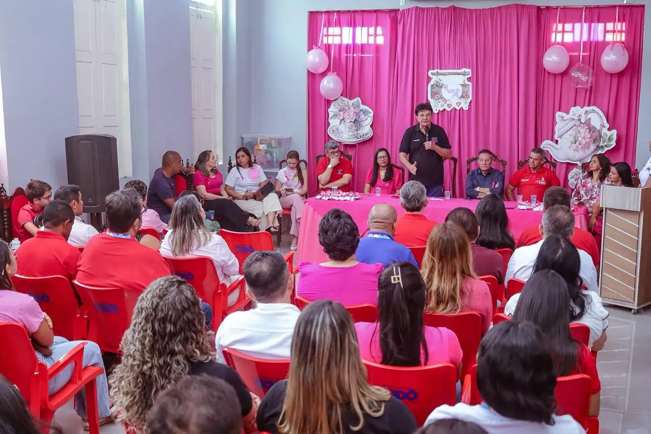 Foto 6 – Outubro Rosa: Prefeitura de Codó inicia mês de conscientização sobre o câncer de mama e colo do útero