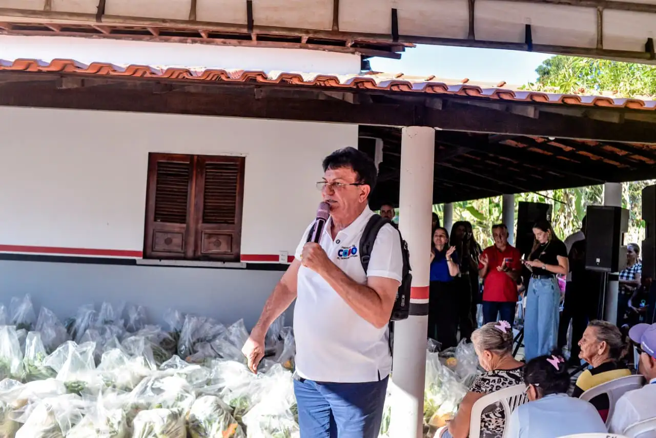 Foto 10 – Prefeitura de Codó realiza entrega de Cestas Verdes à famílias do KM 17