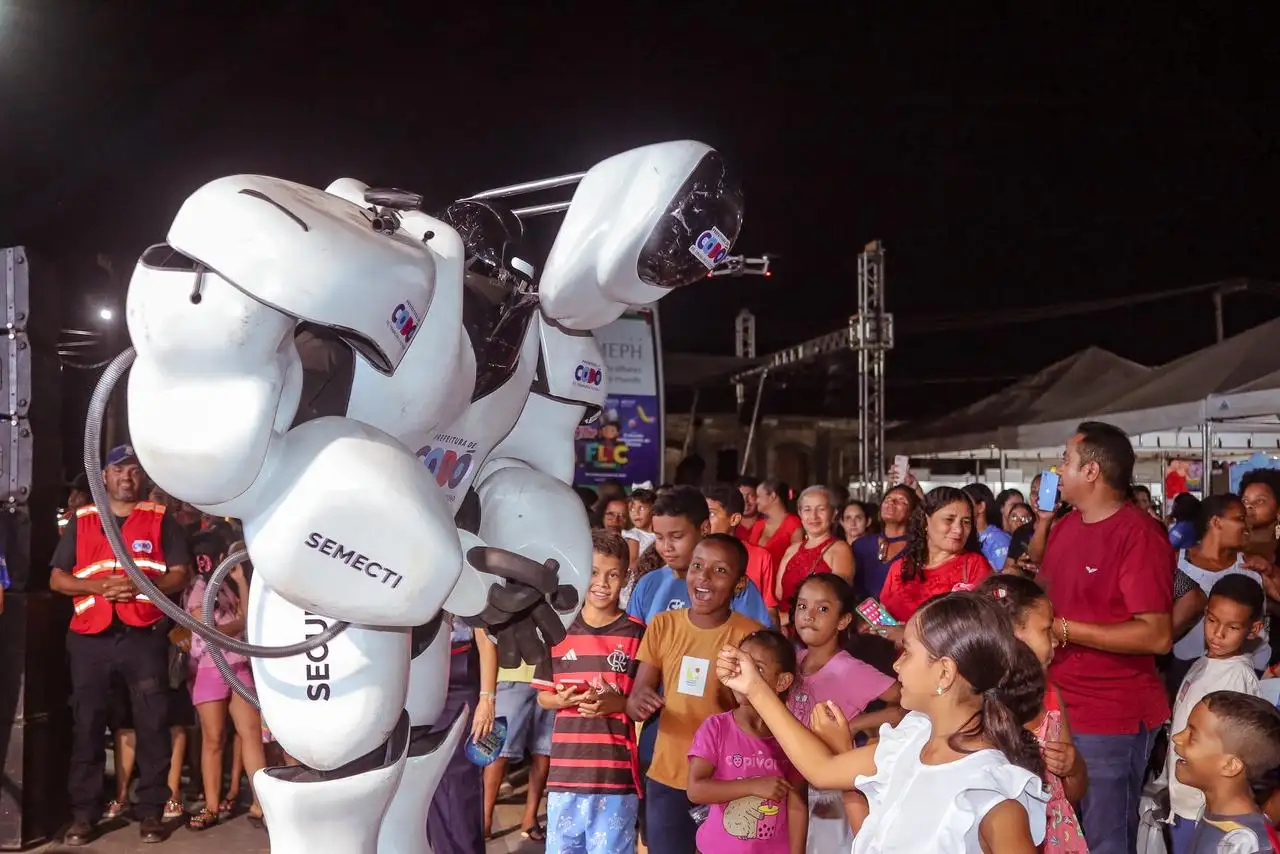 Galeria de imagens - Foto 3 da notícia: Abertura da “Cidade Tecnológica e Literária” reúne literatura, ciência e tecnologia em Codó