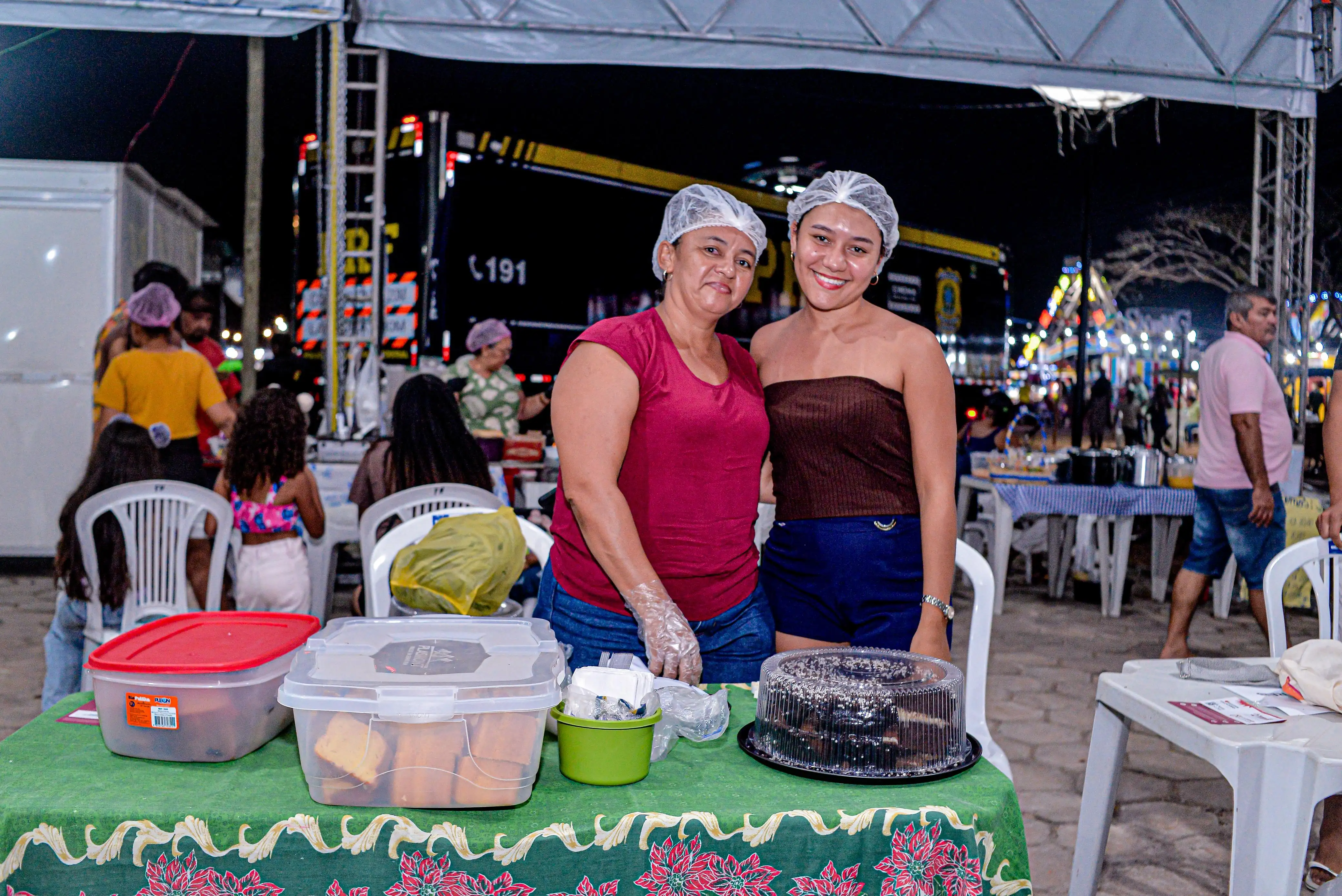 Galeria de imagens - Foto 2 da notícia: Terceira edição da Feira da Agricultura Familiar e Artesanato é promovida durante a EXPOCODÓ