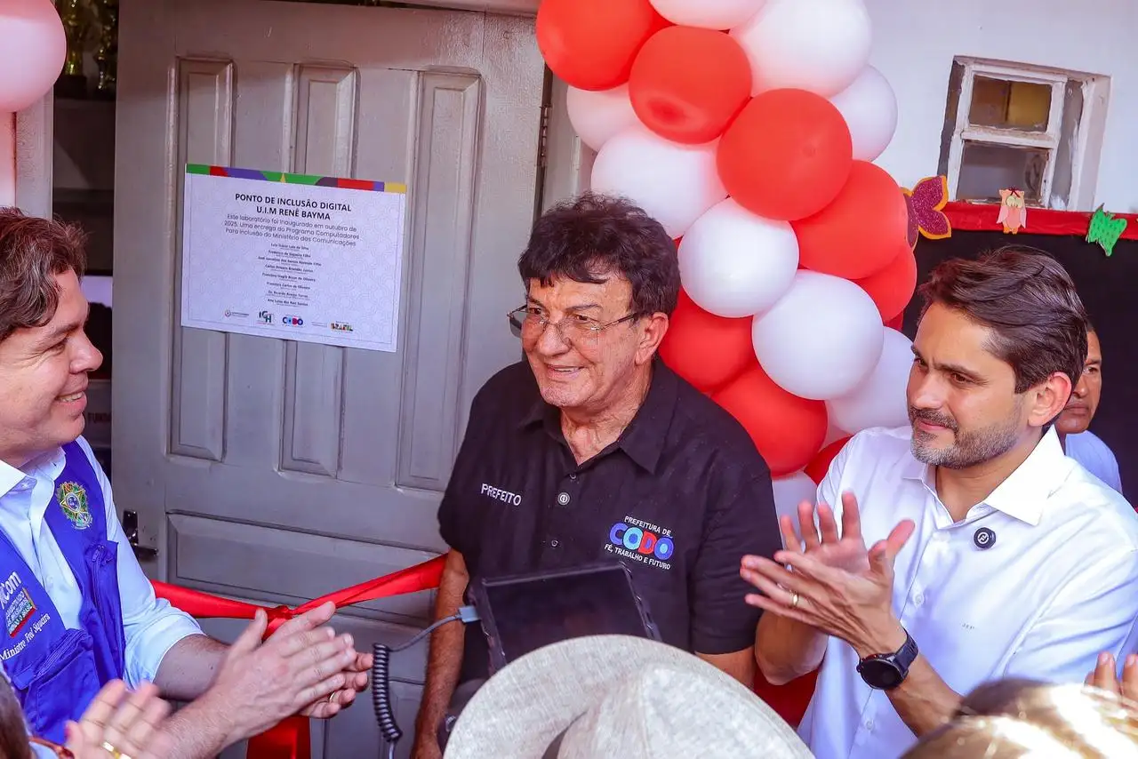 Galeria de imagens - Foto 9 da notícia: Ministério das Comunicações reforça inclusão digital em Codó com entregas que promovem avanços tecnológicos na educação