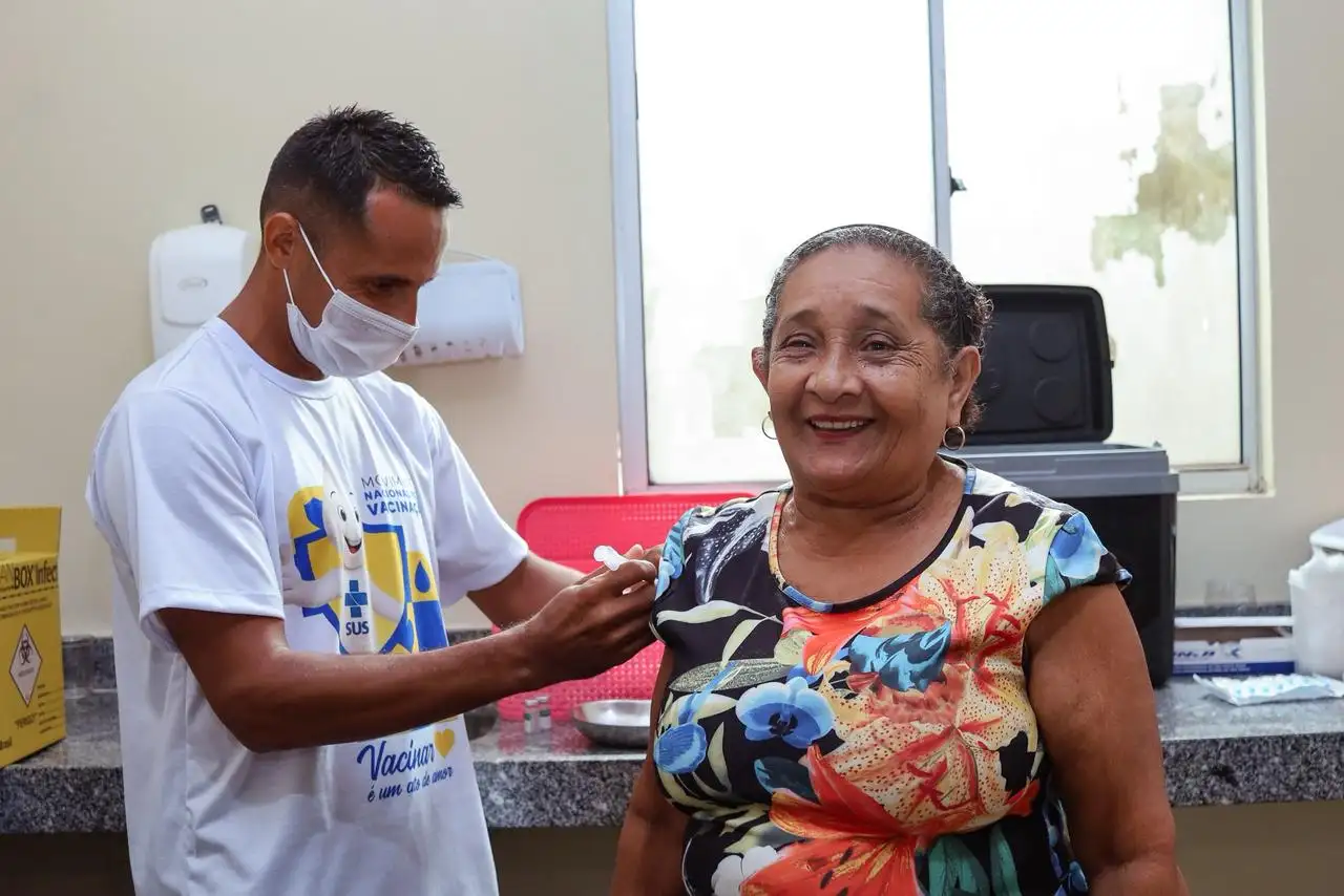 Mais de 1,2 mil doses são aplicadas no Dia D de vacinação contra a influenza em Codó