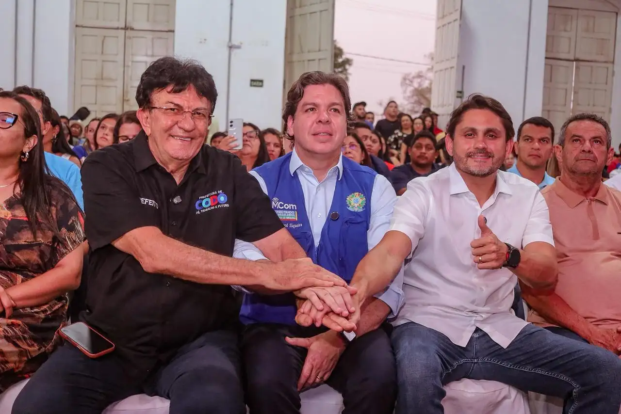 Galeria de imagens - Foto 24 da notícia: Ministério das Comunicações reforça inclusão digital em Codó com entregas que promovem avanços tecnológicos na educação