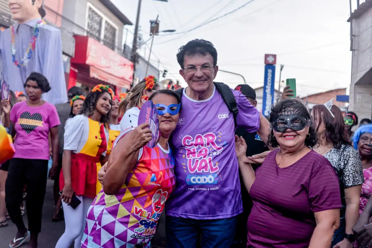Foto 5 – Ruas de Codó são tomadas por alegria e tradição no Cortejo do Carnaval 2026