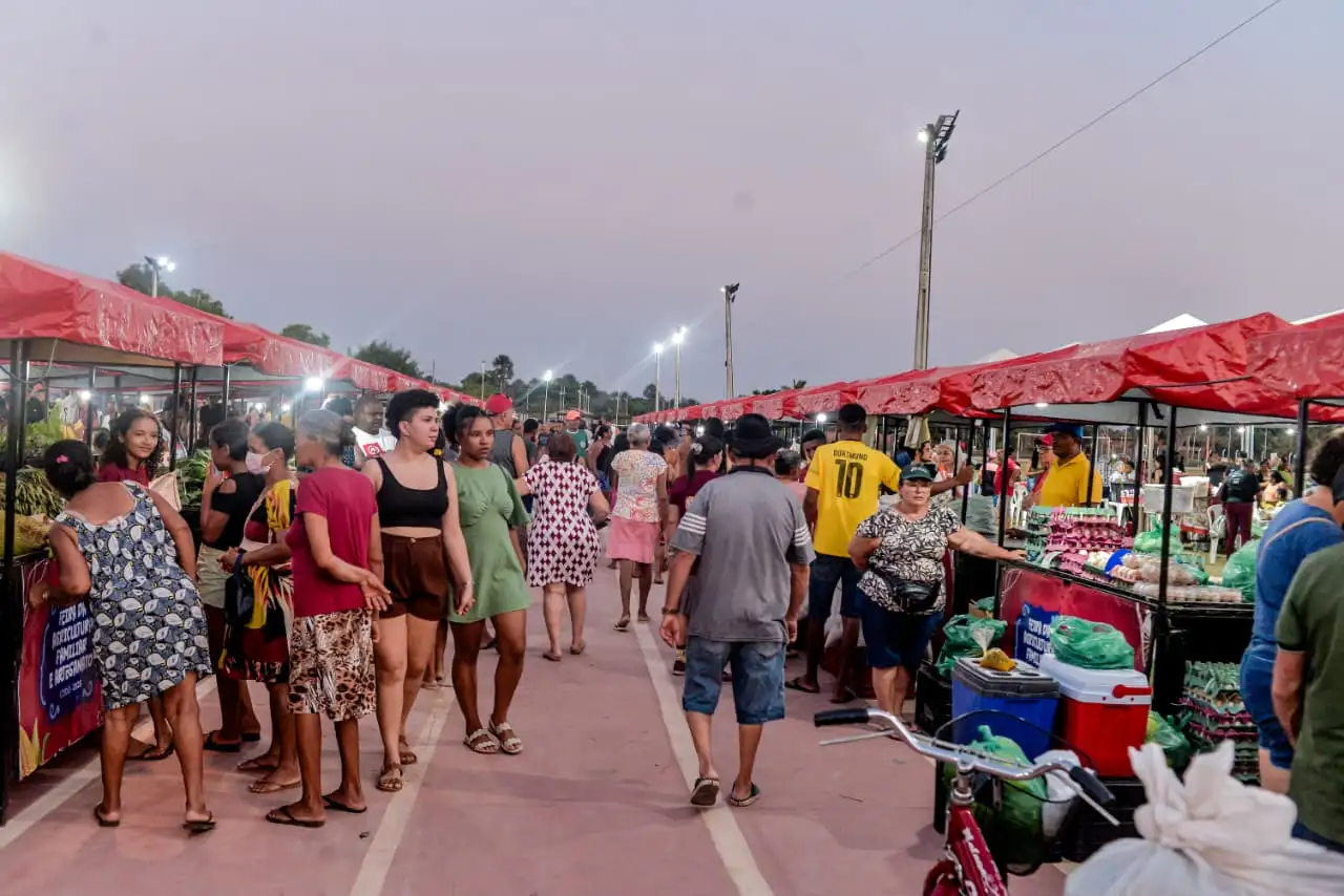 Galeria de imagens - Foto 8 da notícia: 4ª edição da Feirinha da Agricultura Familiar reúne produtores rurais e artesãos movimentando economia e cultura em Codó