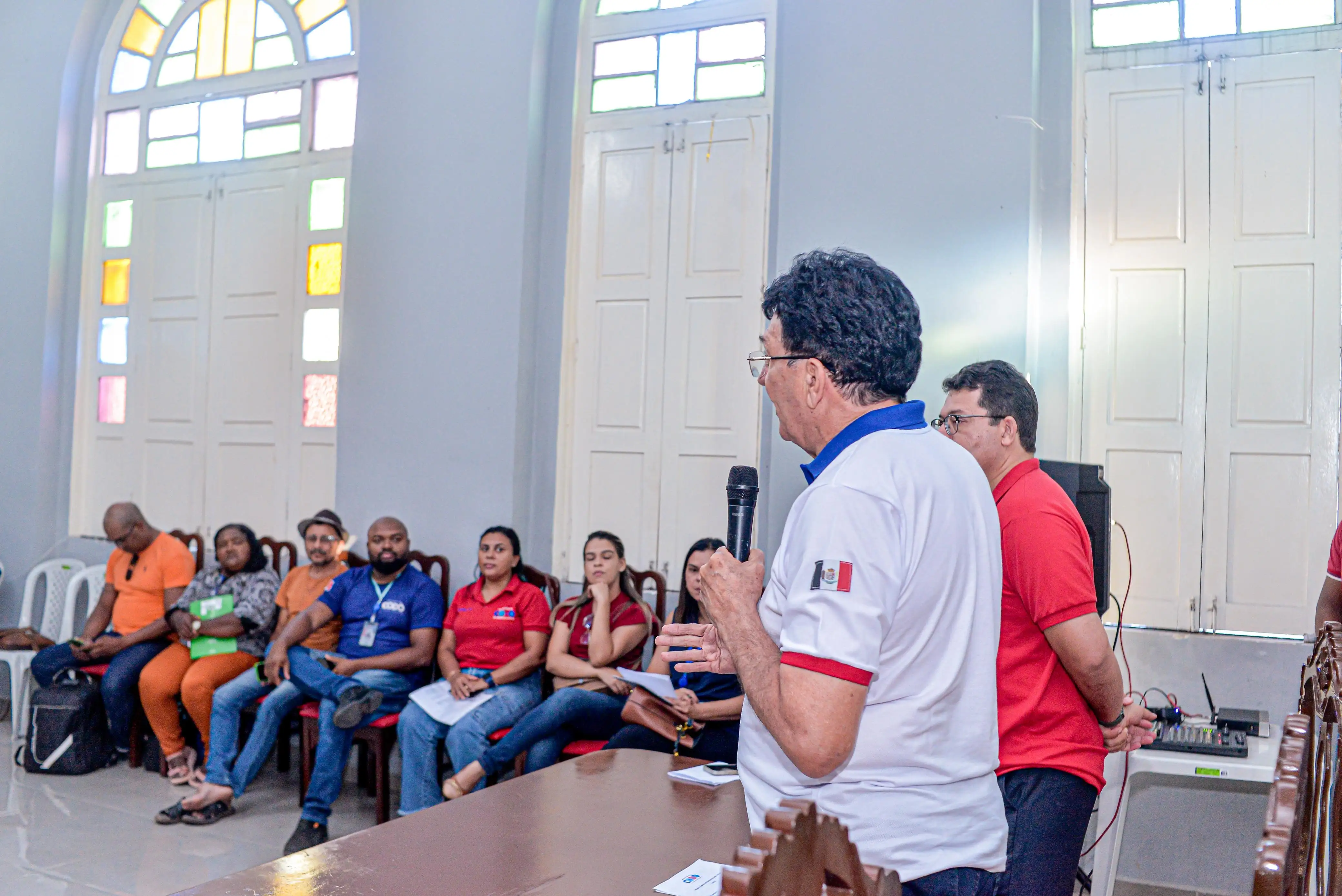 Foto 2 – Prefeito Chiquinho FC se reúne com gestores municipais para discutir demandas da educação