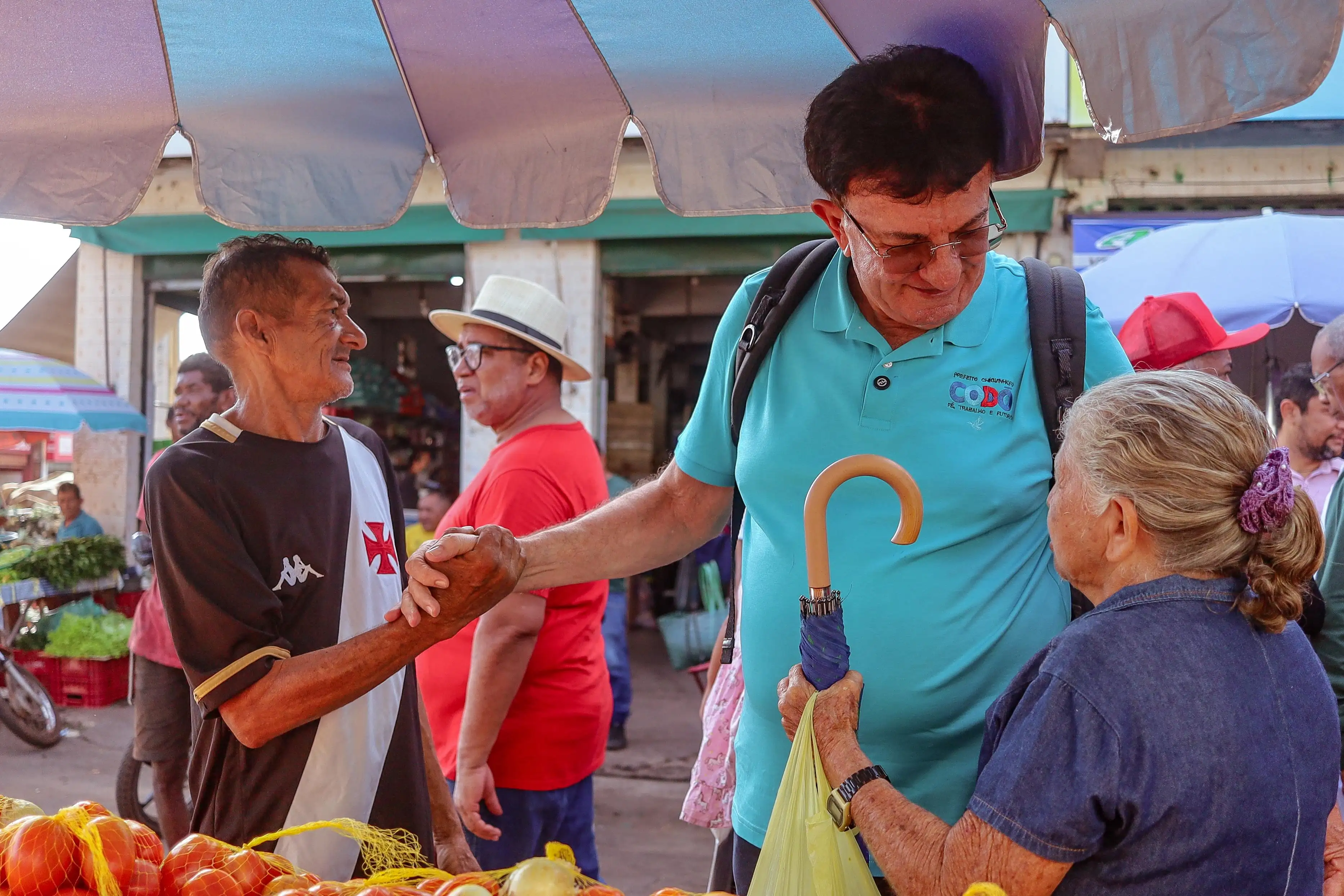 Galeria de imagens - Foto 1 da notícia: Prefeito Chiquinho FC visita Mercado Central de Codó para identificar problemas estruturais e providenciar melhorias