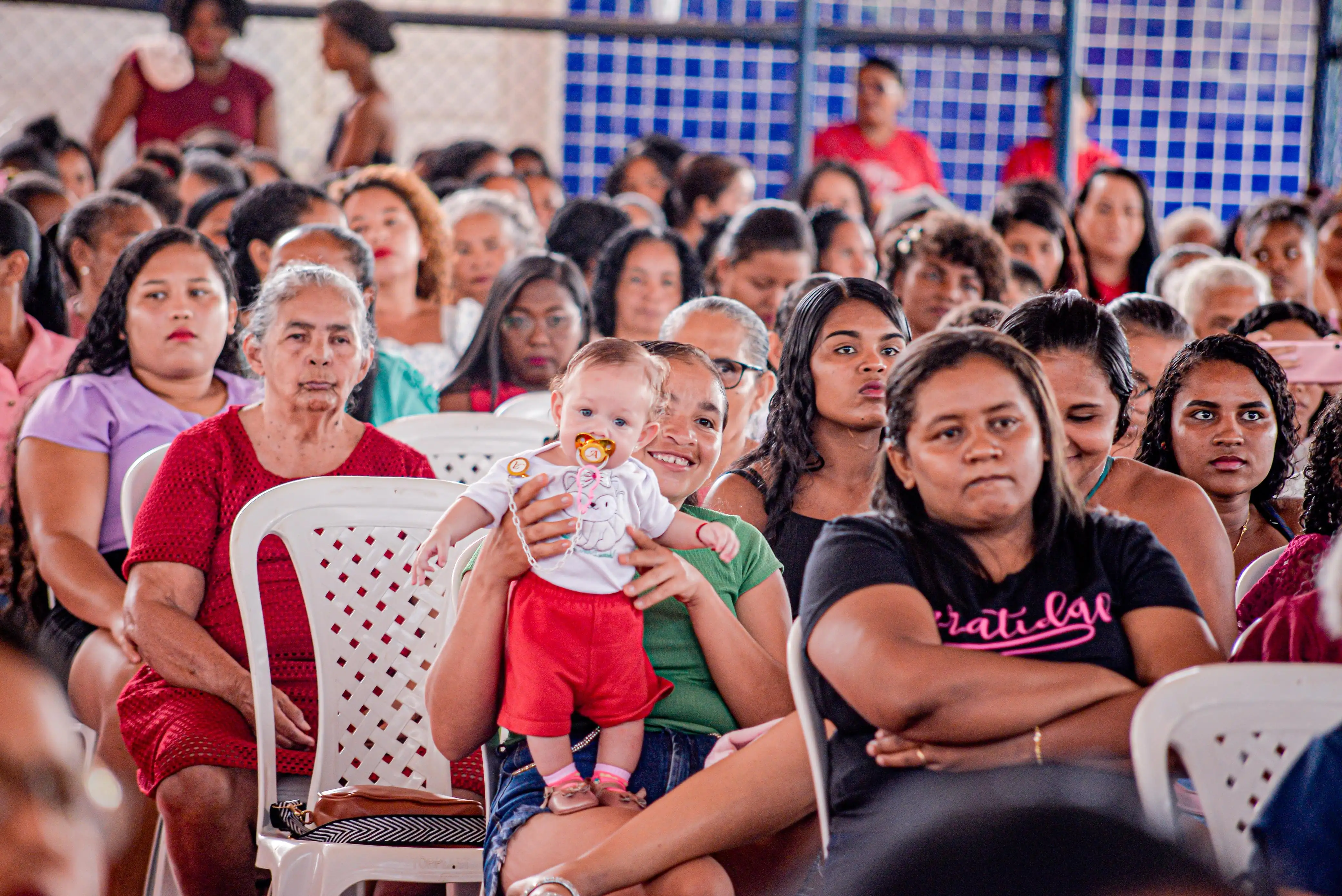 Foto 25 – Prefeito Chiquinho FC anuncia pacote de obras em Cajazeiras durante comemoração do Dia das Mães
