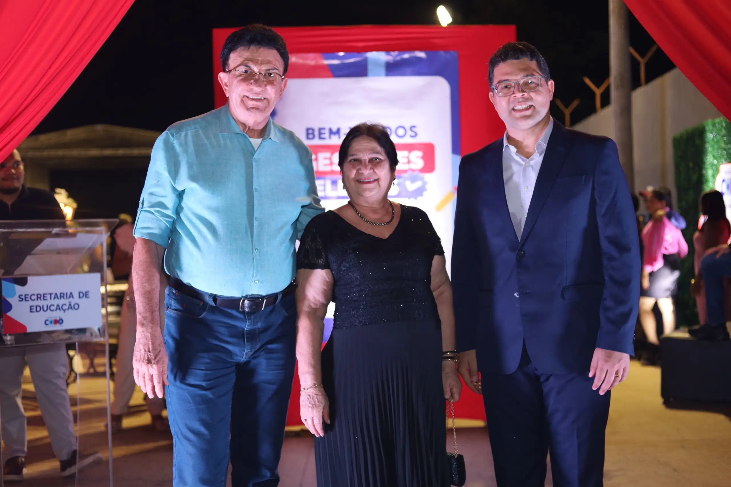 Galeria de imagens - Foto 12 da notícia: Posse de gestores escolares da rede municipal de ensino marca novo ciclo na educação de Codó