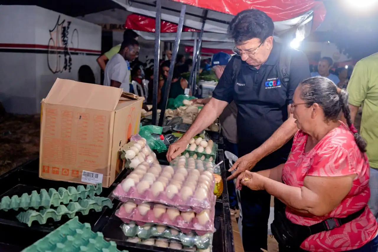 Galeria de imagens - Foto 6 da notícia: Prefeitura de Codó valoriza produtores e artesãos locais em mais uma edição da Feira da Agricultura Familiar