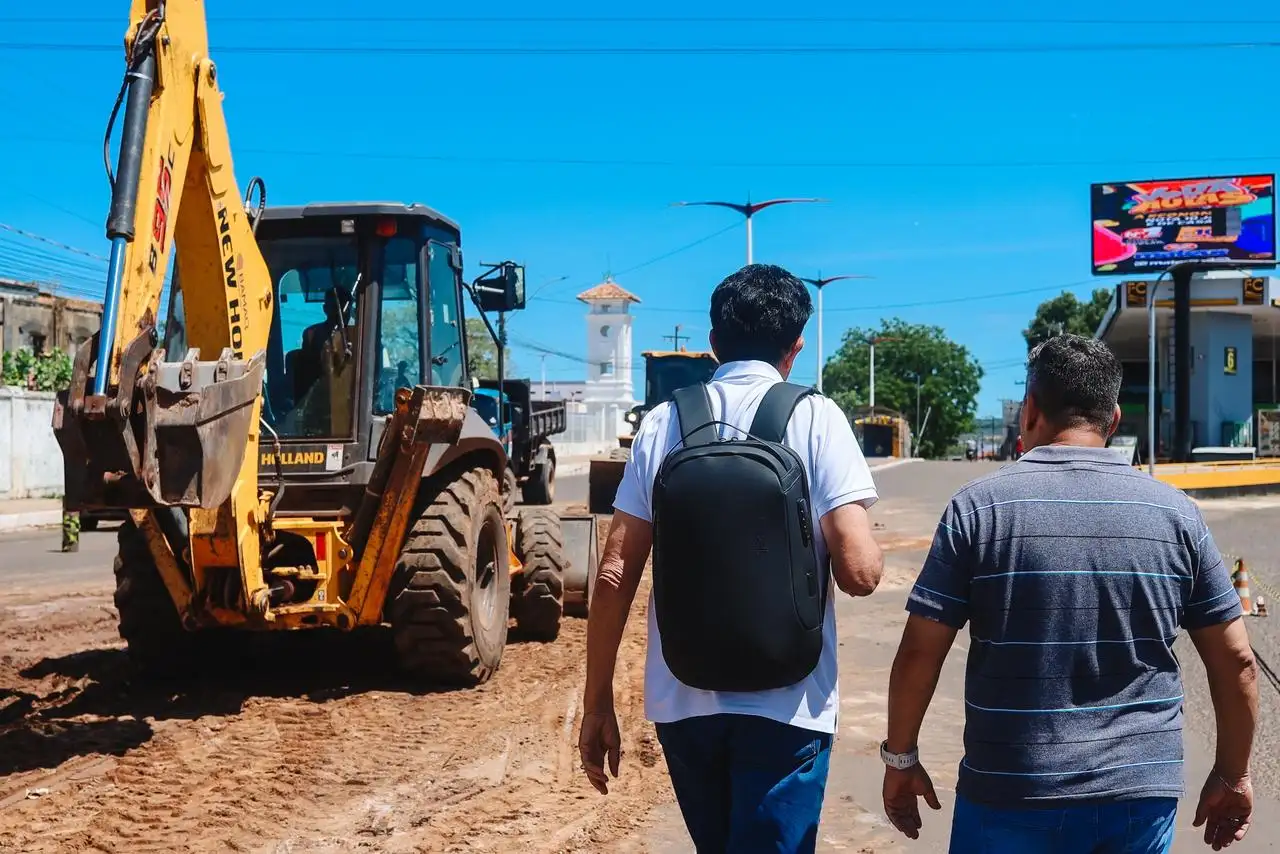 Galeria de imagens - Foto 6 da notícia: Prefeitura de Codó realiza intervenção para melhorar o trânsito na Avenida João Ribeiro