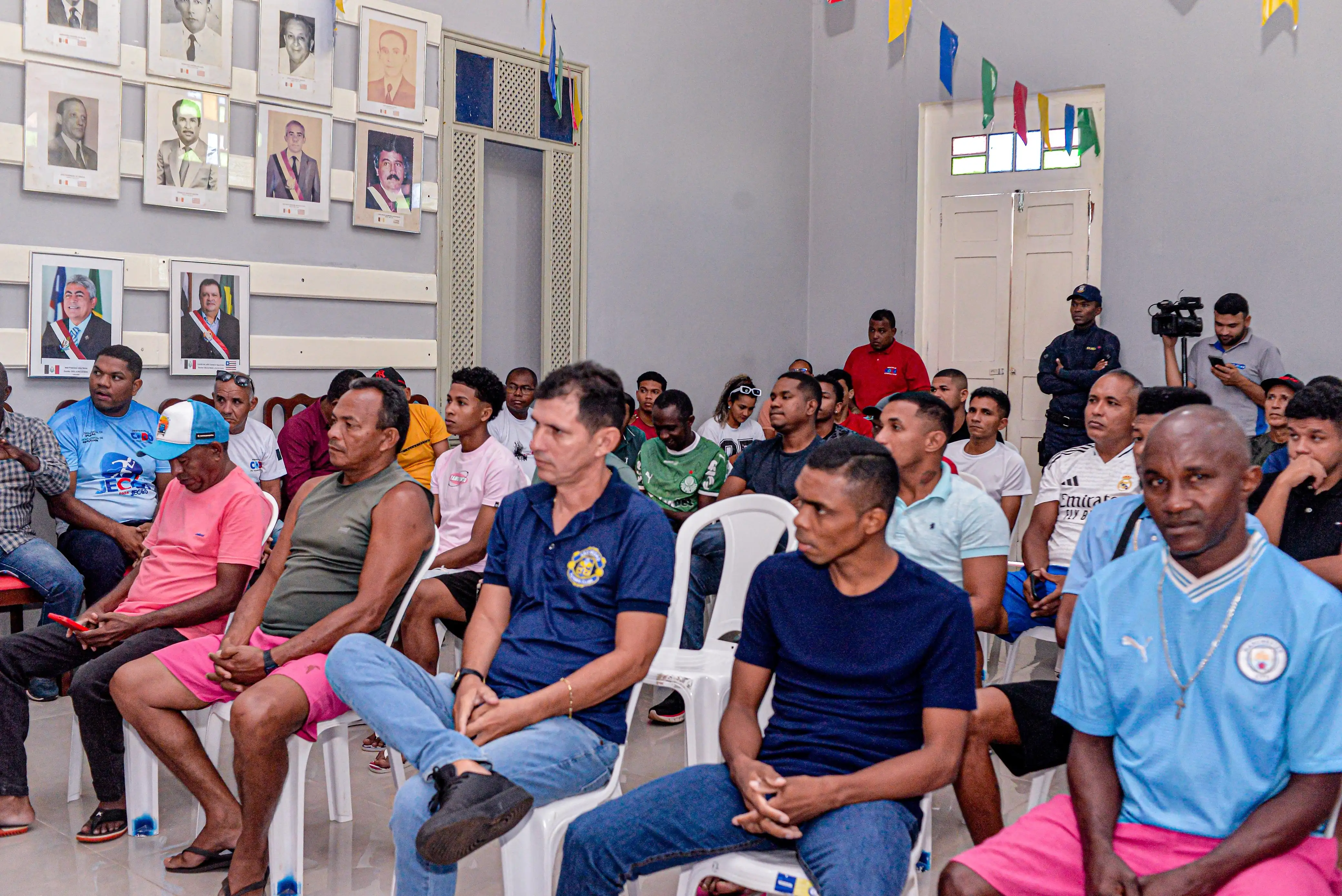 Foto 15 – Prefeitura de Codó lança Copa de Bairros e entrega equipagem esportiva aos clubes participantes