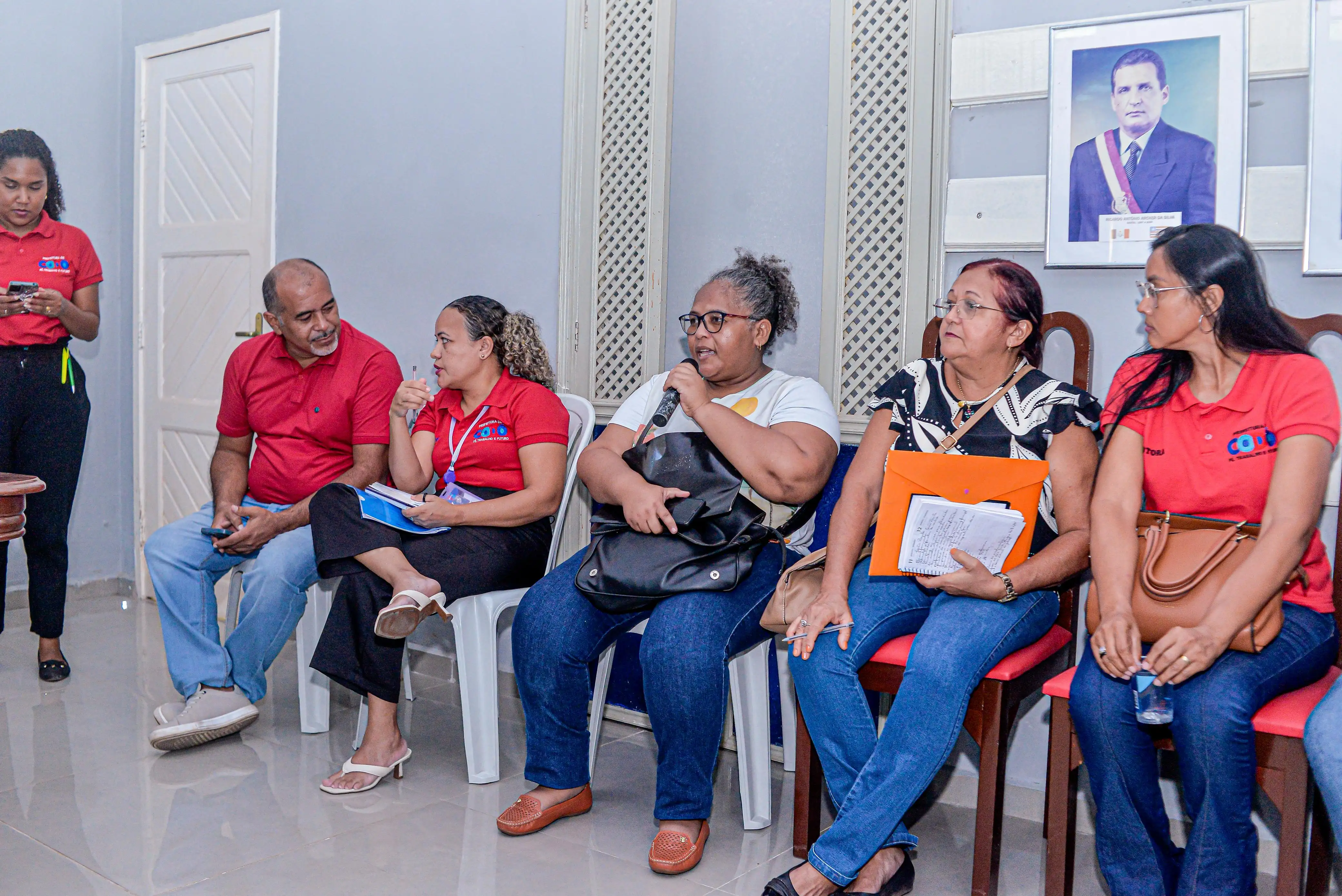 Foto 10 – Prefeito Chiquinho FC se reúne com gestores municipais para discutir demandas da educação