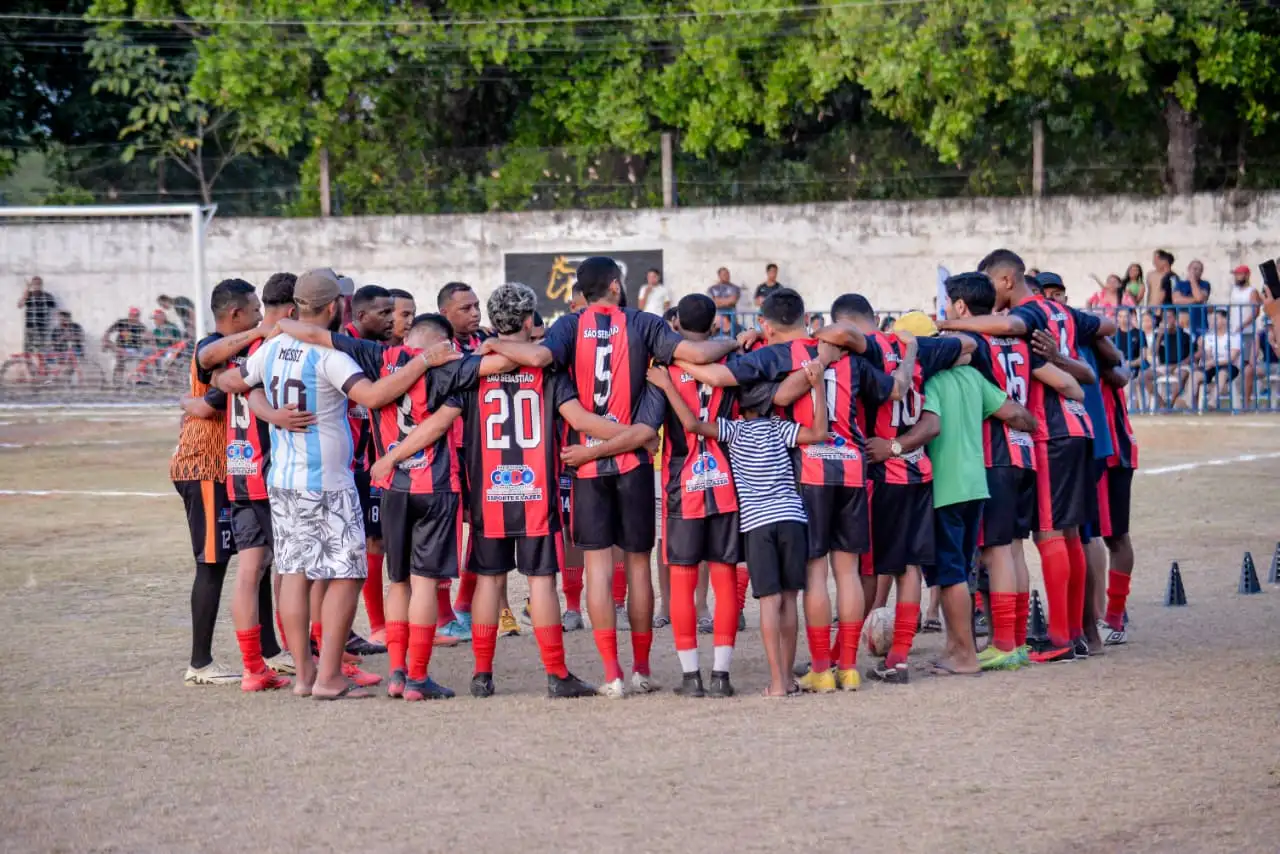 Foto 16 – Grande Final da Copa de Bairros movimenta Codó e se consolida como espetáculo esportivo
