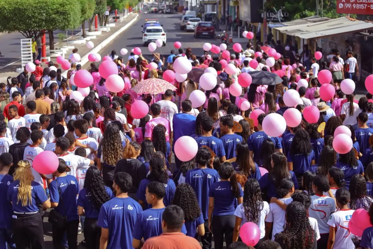 Foto 6 – Caminhada Rosa reúne mulheres em Codó e reforça a importância da prevenção ao câncer de mama