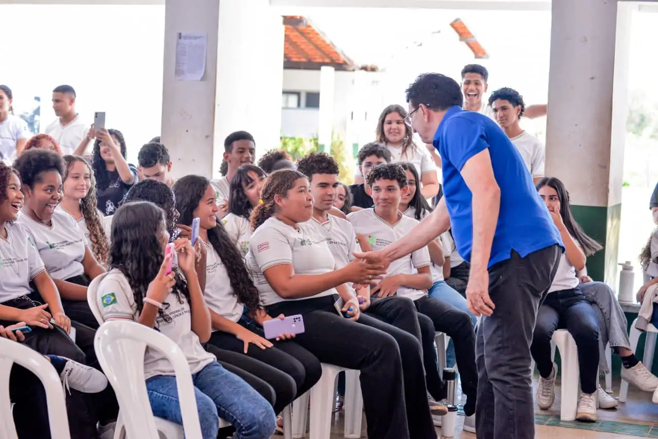 Foto 7 – Prefeitura de Codó firma convênio com IFMA e garante transporte escolar gratuito para 480 estudantes