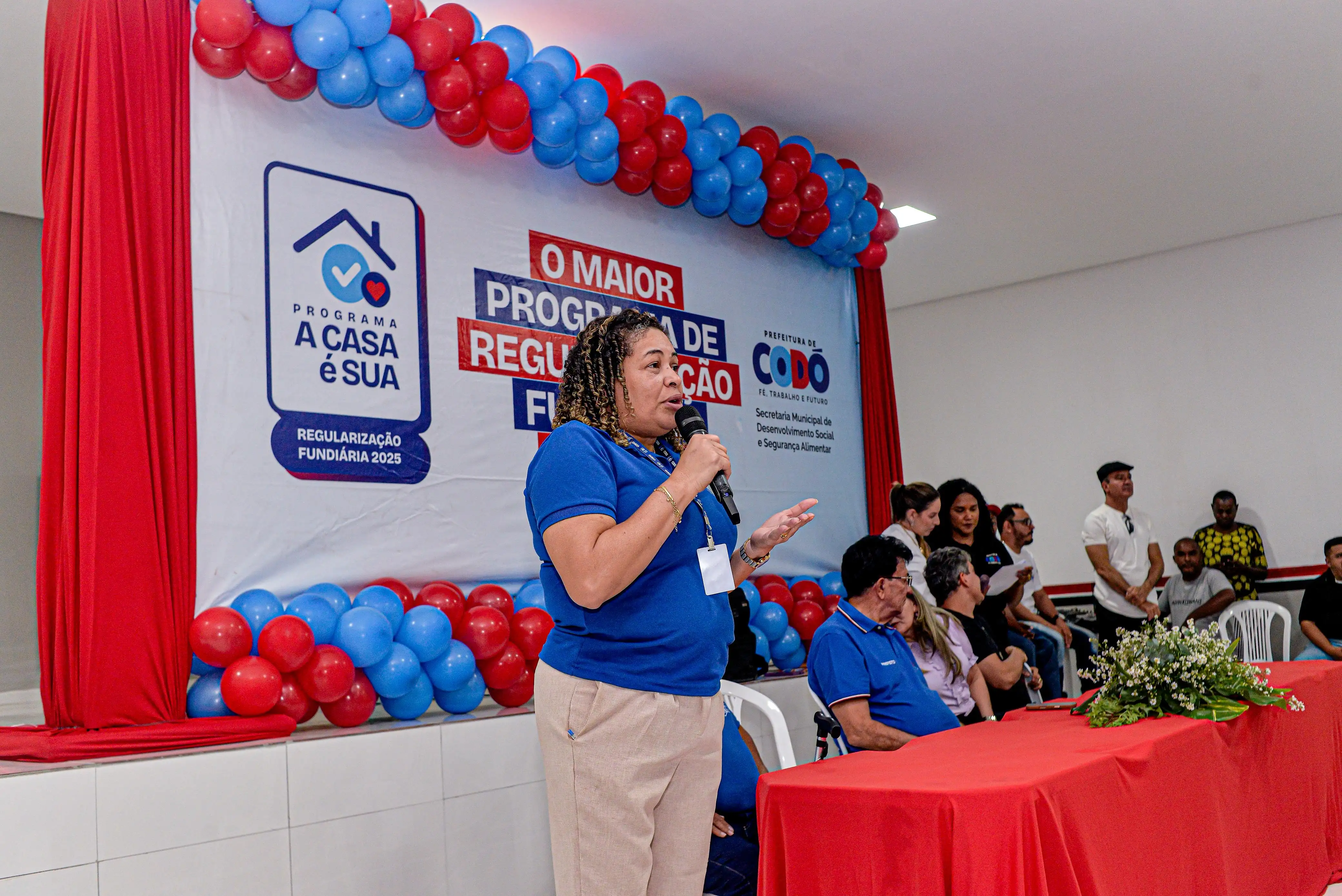 Foto 2 – Prefeitura de Codó faz nova entrega de títulos de propriedade pelo programa “A Casa é Sua”